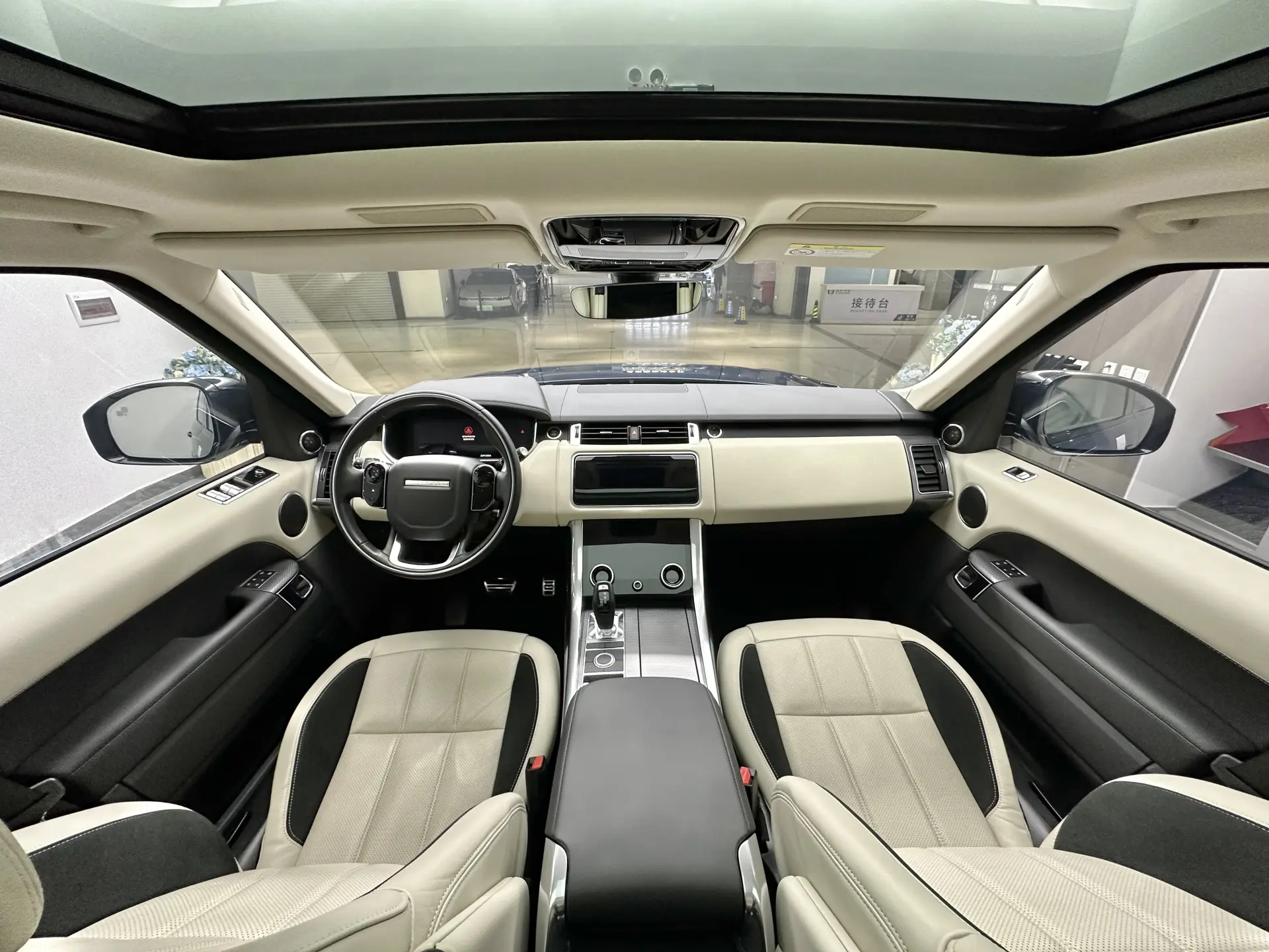 Land Rover Range Rover Sport, 2023 9