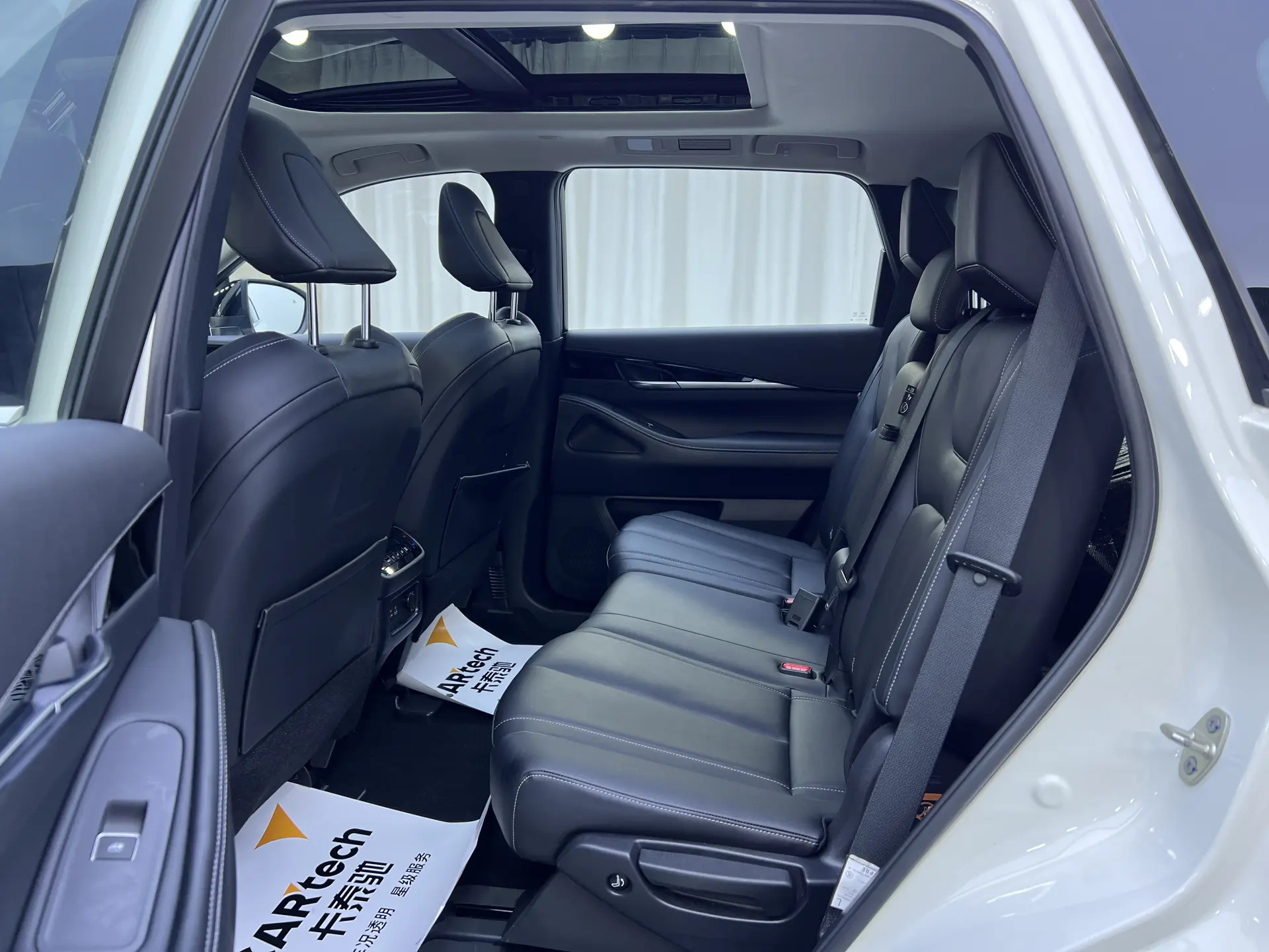 Infiniti QX60, 2023 12