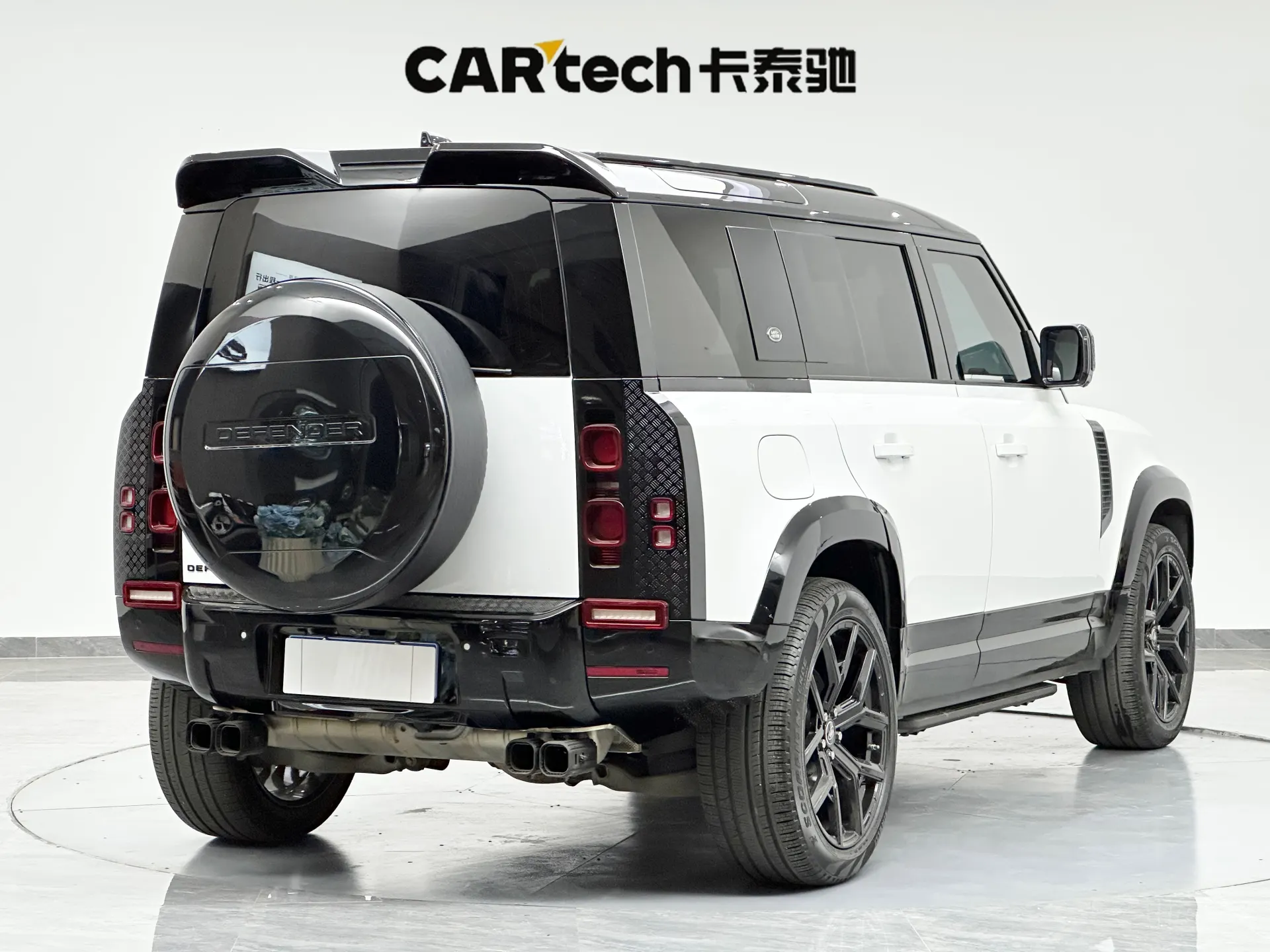 Land Rover Defender, 2021 8