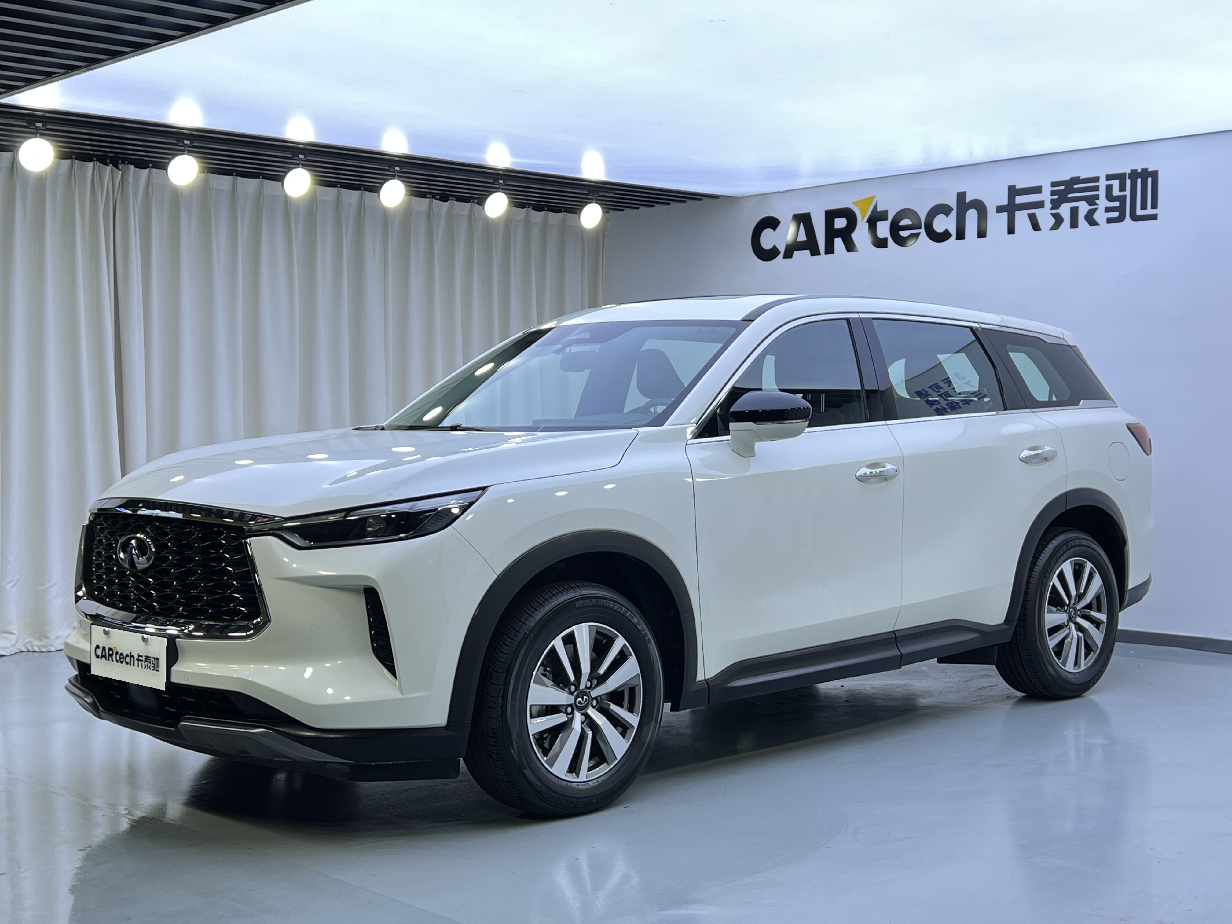 英菲尼迪QX602022款 2.0T 舒享版