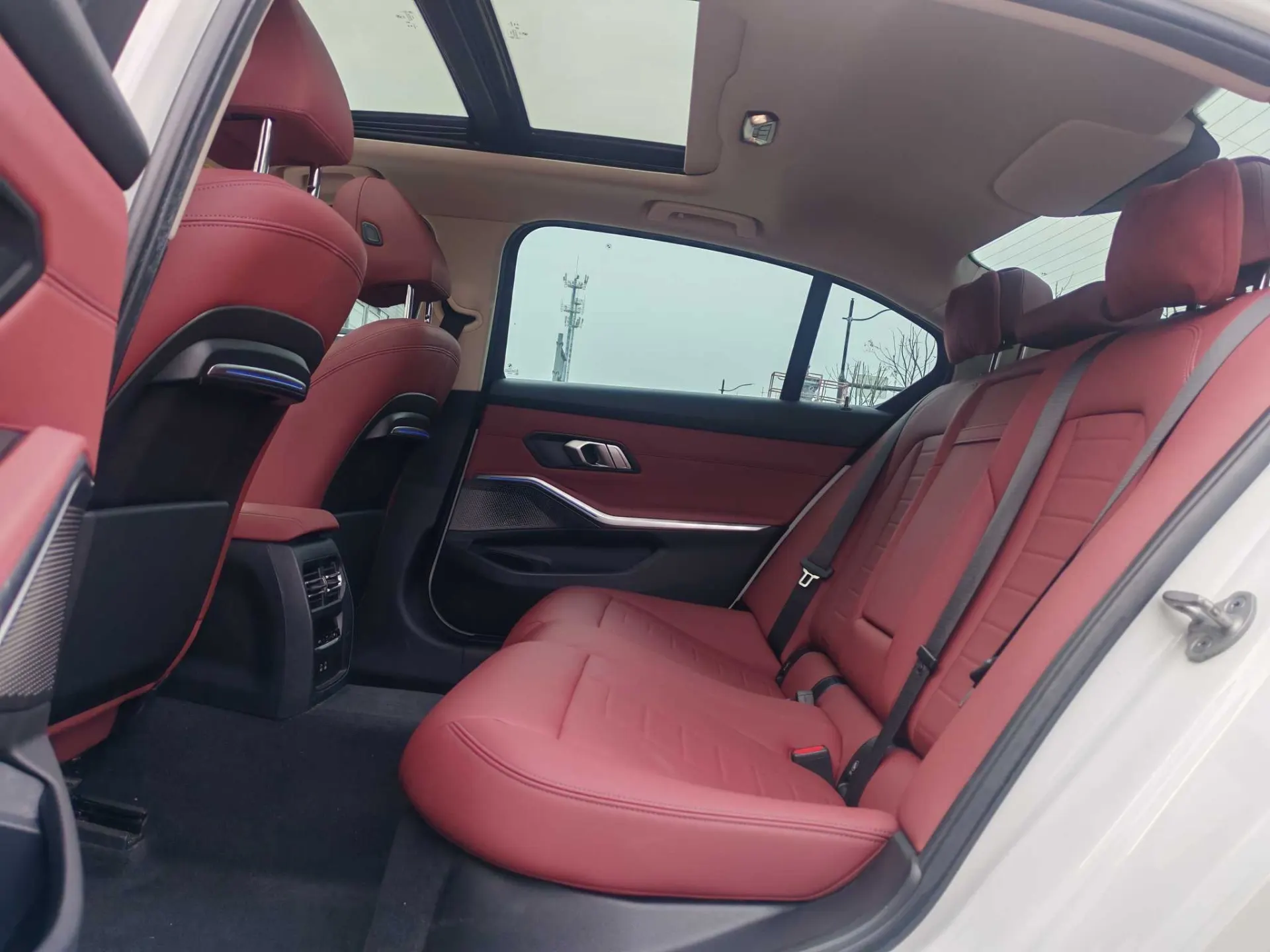BMW 325Li, 2021 17