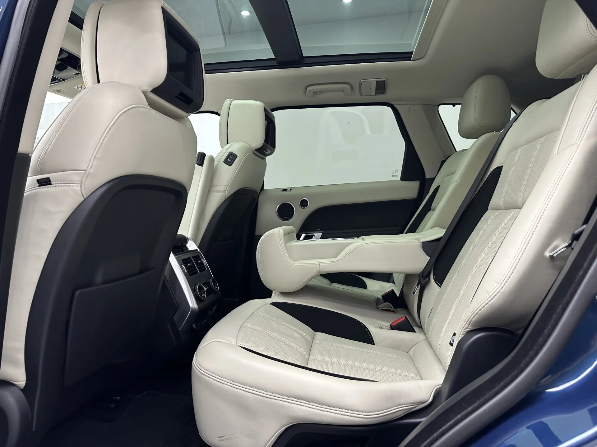 Land Rover Range Rover Sport, 2023 11