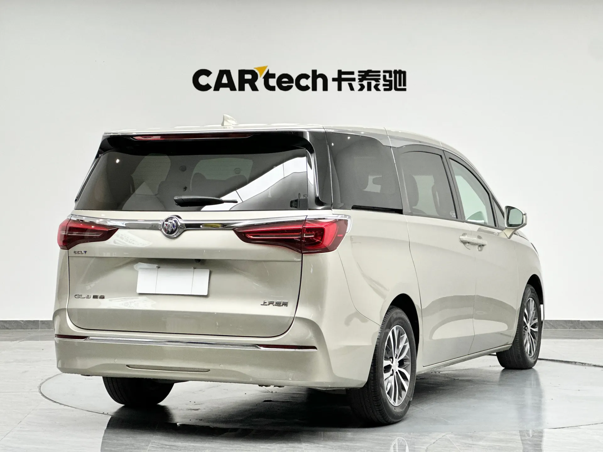 Buick GL8, 2022 8
