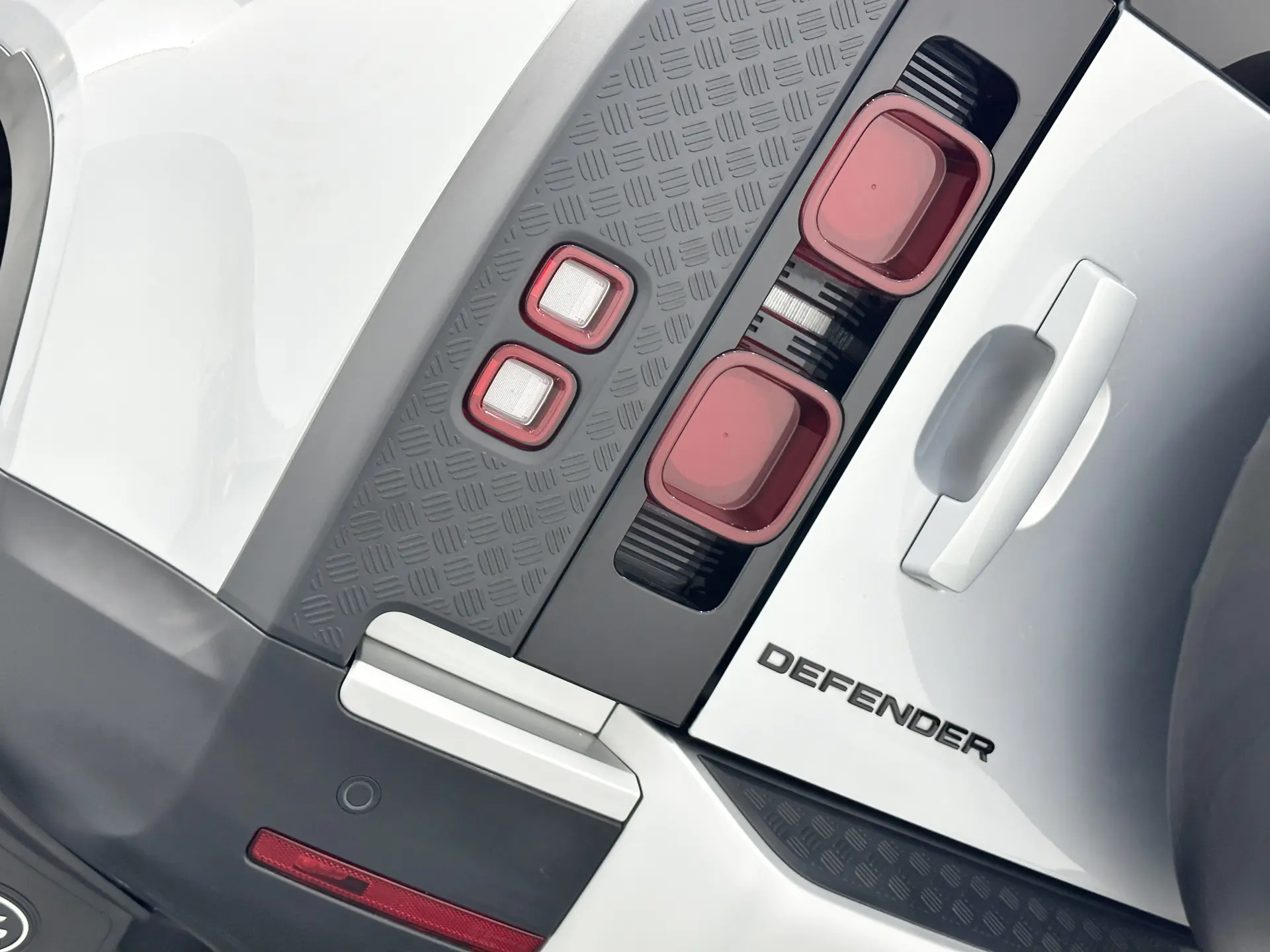 Land Rover Defender, 2021 20