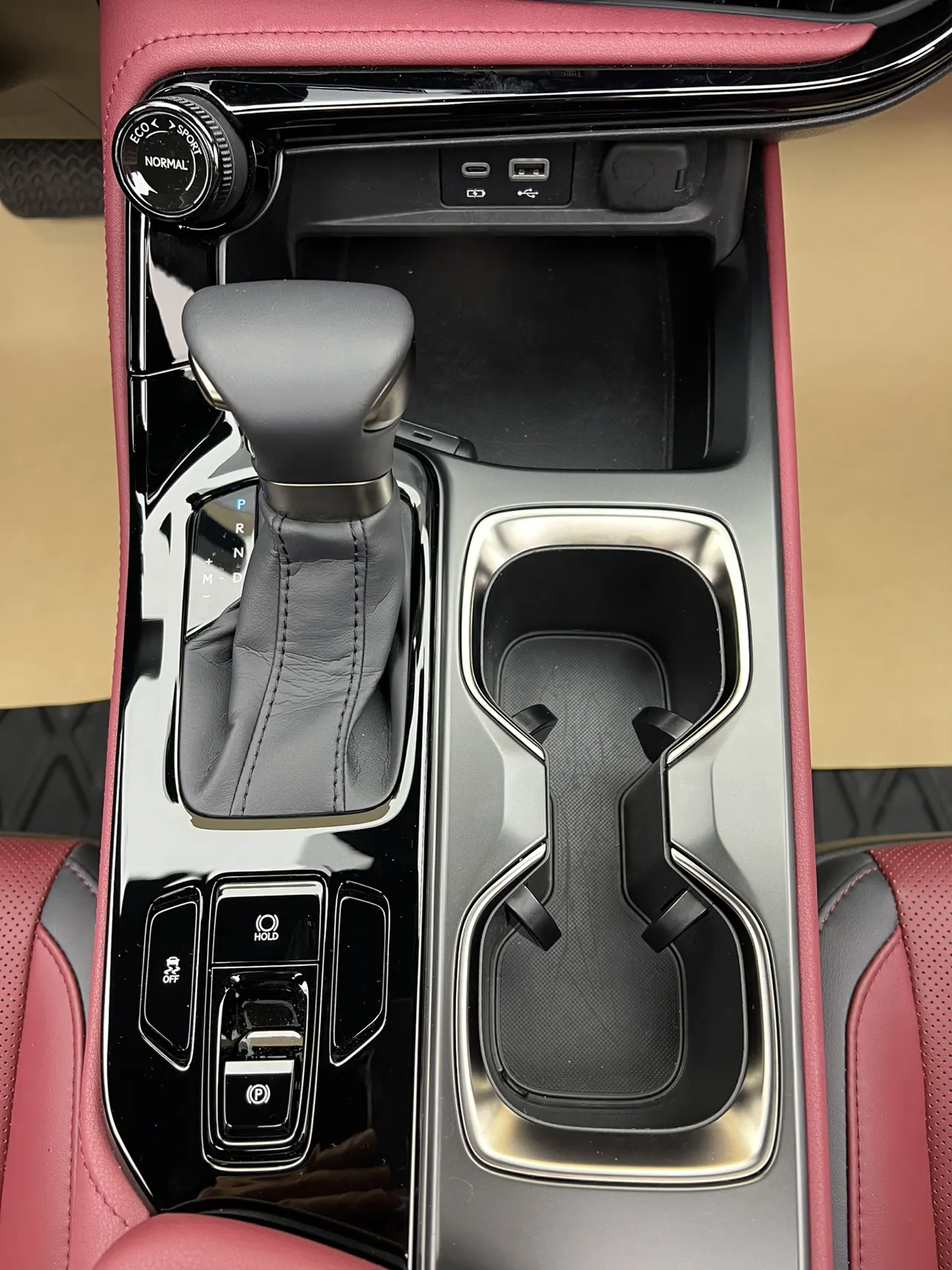 Lexus NX 200, 2025 21