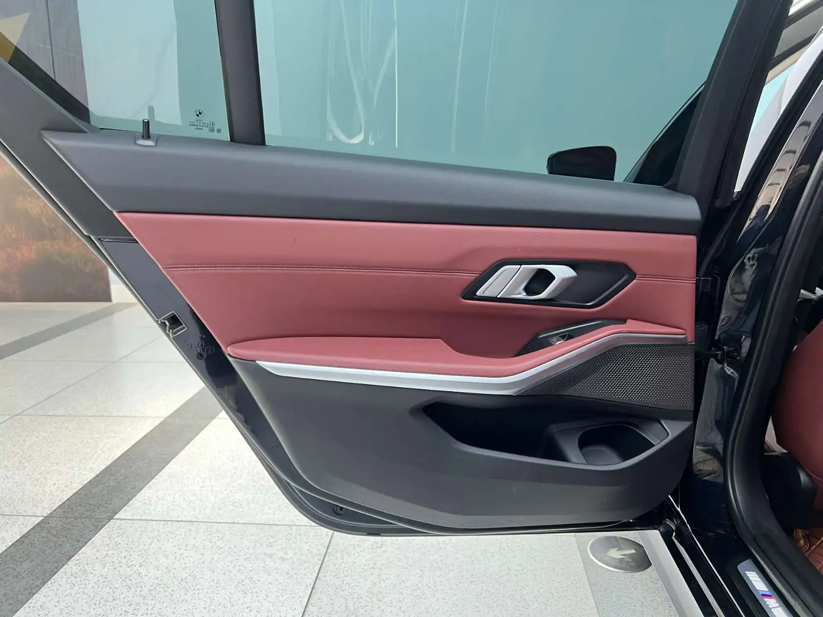 BMW 320Li, 2023 16
