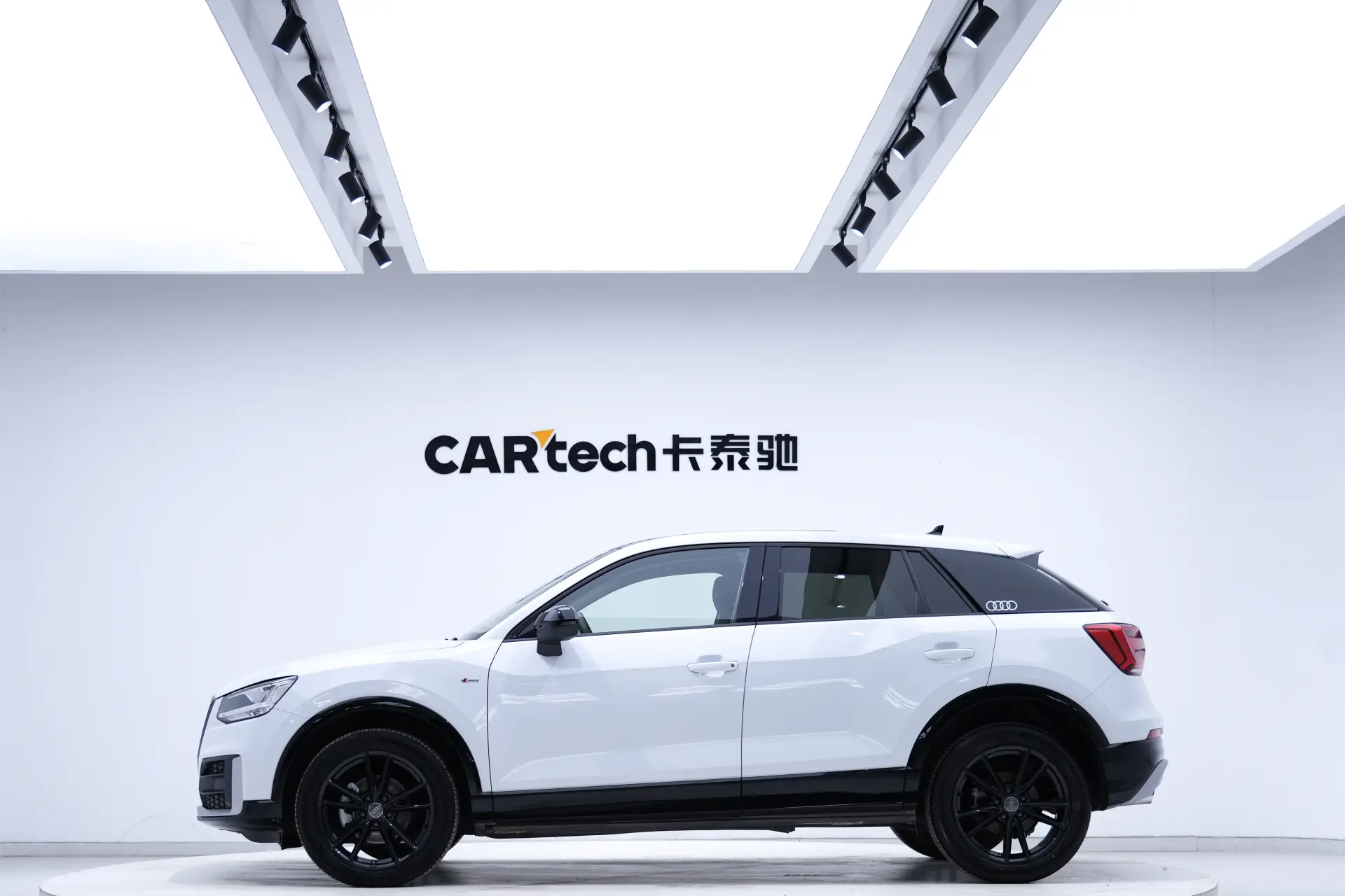 Audi Q2L 35 TFSI, 2021 8