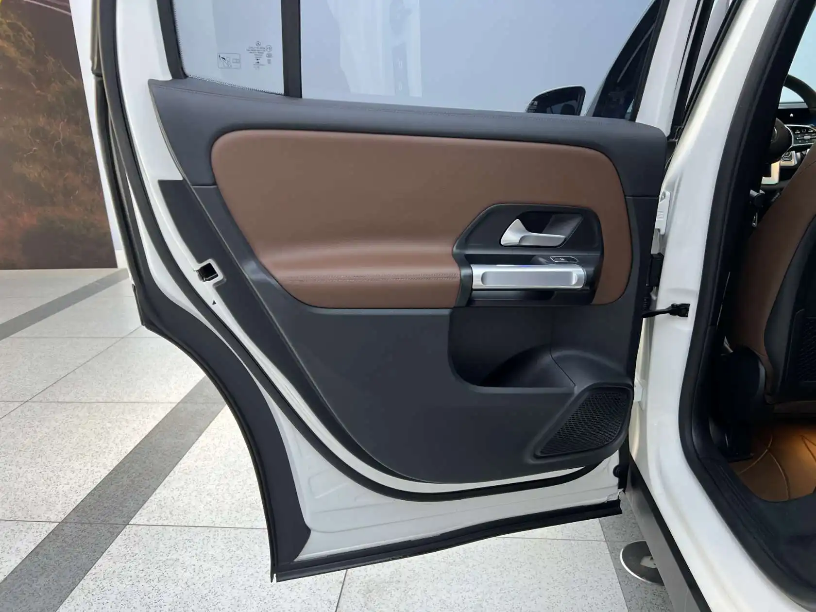 Mercedes-Benz GLB, 2023 14