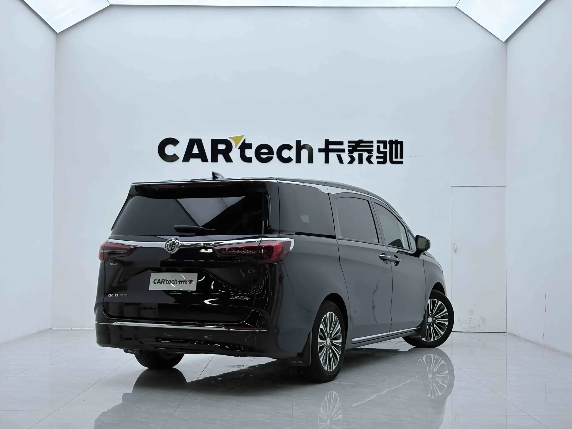 Buick GL8, 2022 4