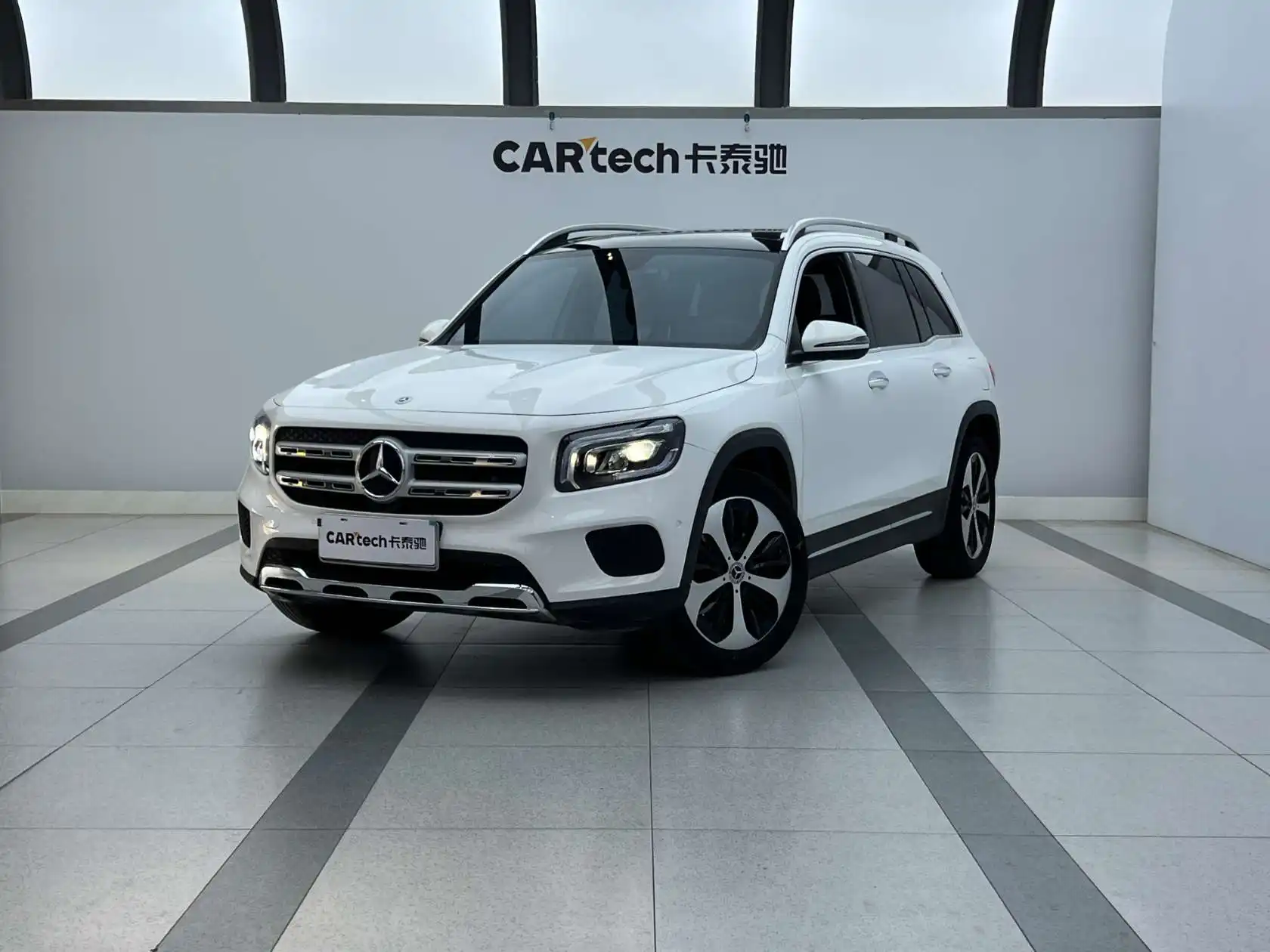 Mercedes-Benz GLB