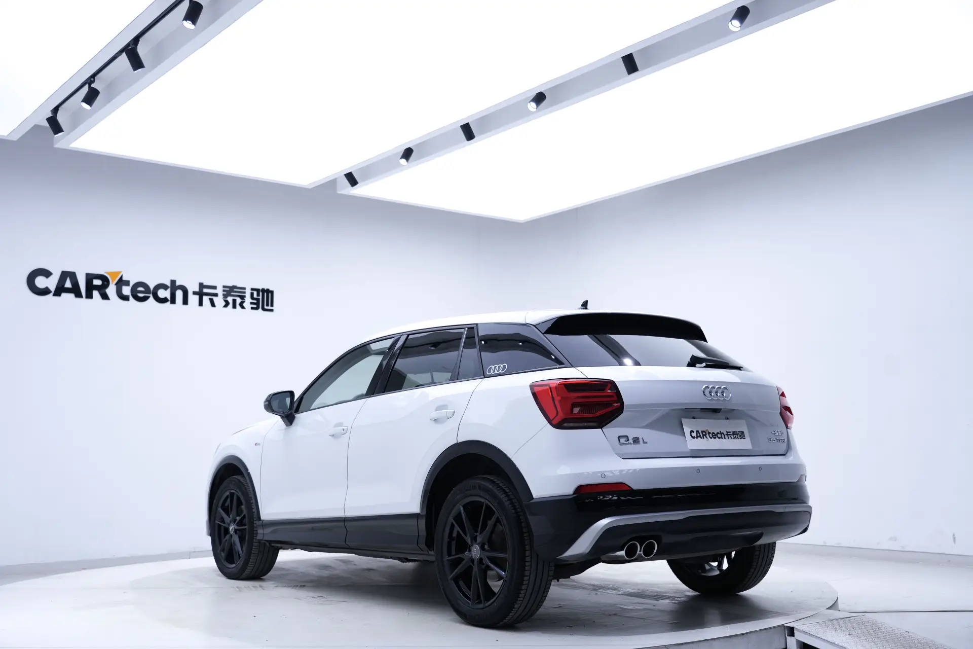 Audi Q2L 35 TFSI, 2021 7