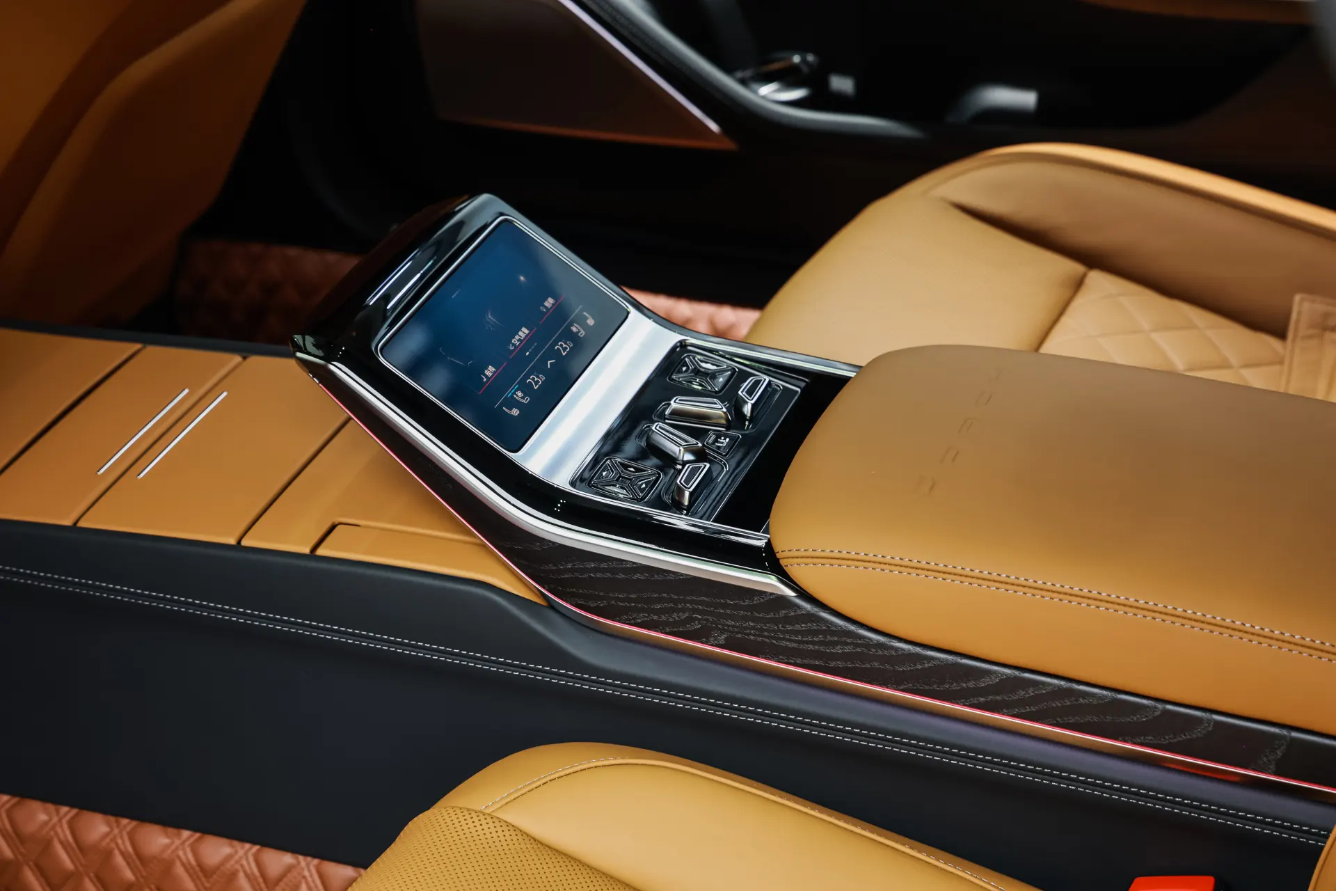 Audi A8L, 2025 28