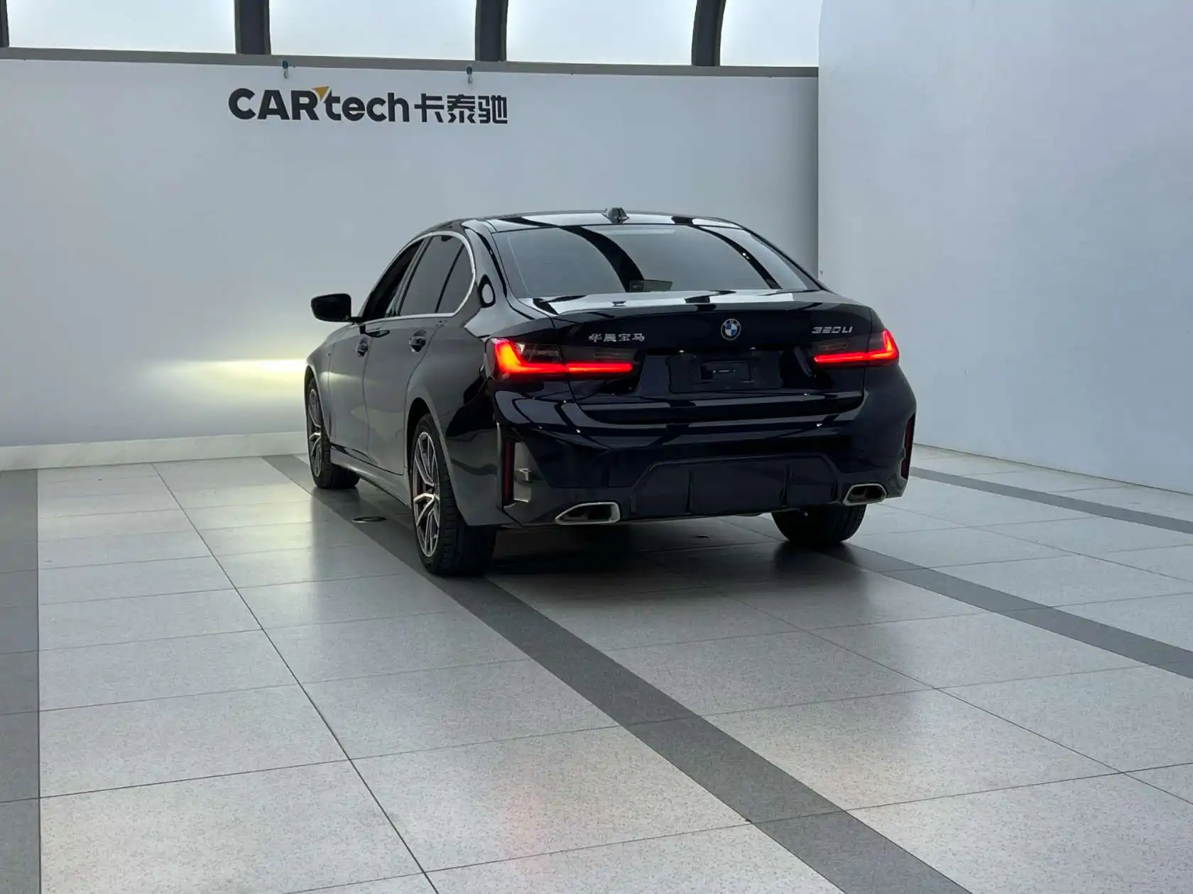BMW 320Li, 2023 4