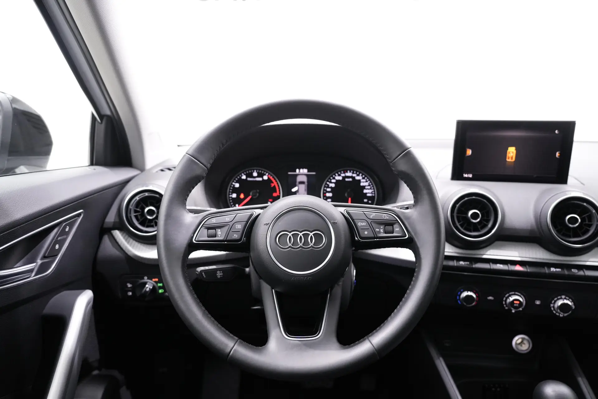 Audi Q2L 35 TFSI, 2021 17