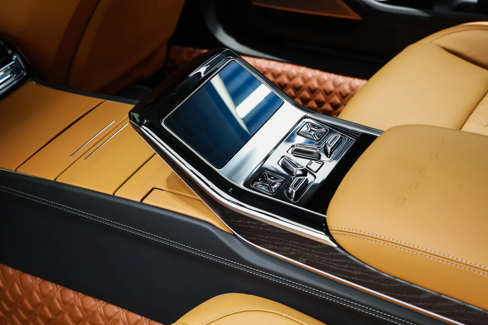 Audi A8L, 2025 10