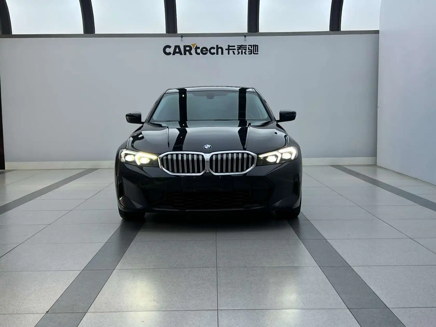 BMW 320Li, 2023 2
