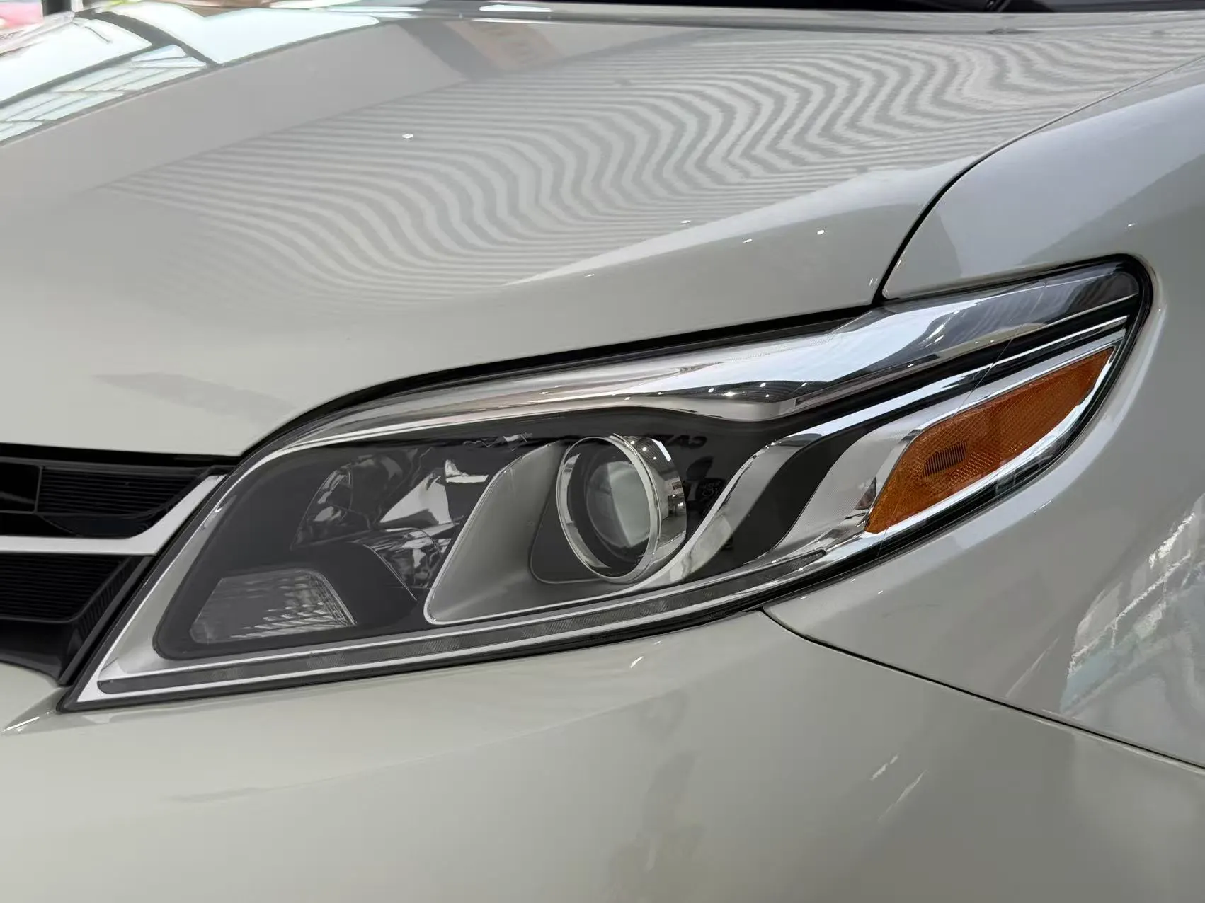 Toyota Sienna, 2021 все фото