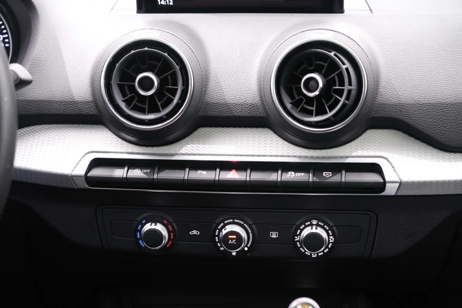 Audi Q2L 35 TFSI, 2021 24