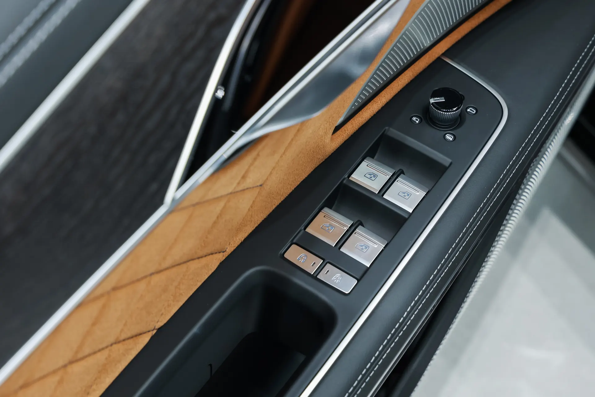 Audi A8L, 2025 13