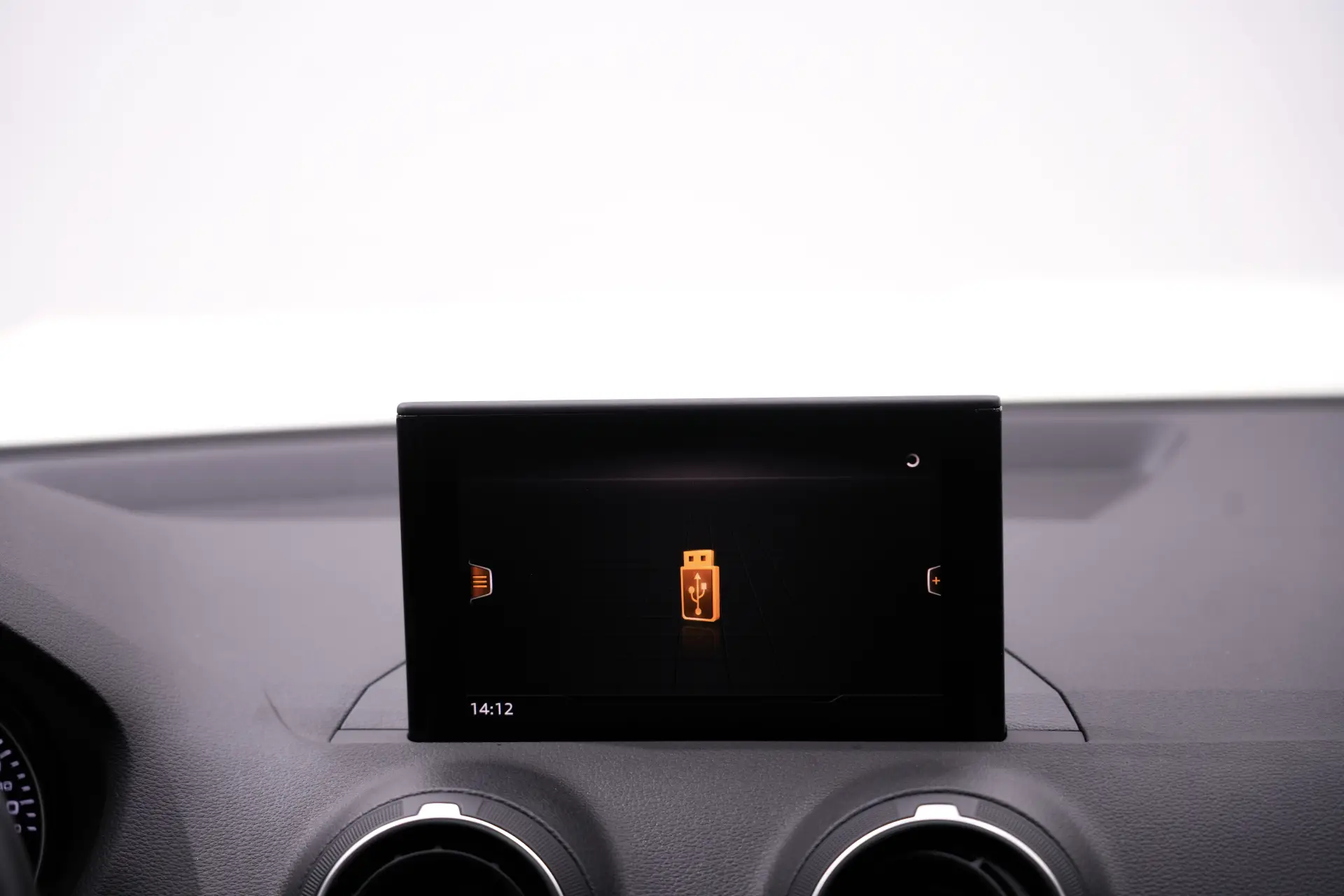 Audi Q2L 35 TFSI, 2021 28