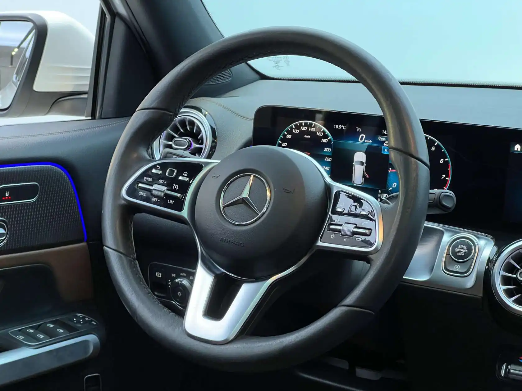 Mercedes-Benz GLB, 2023 23