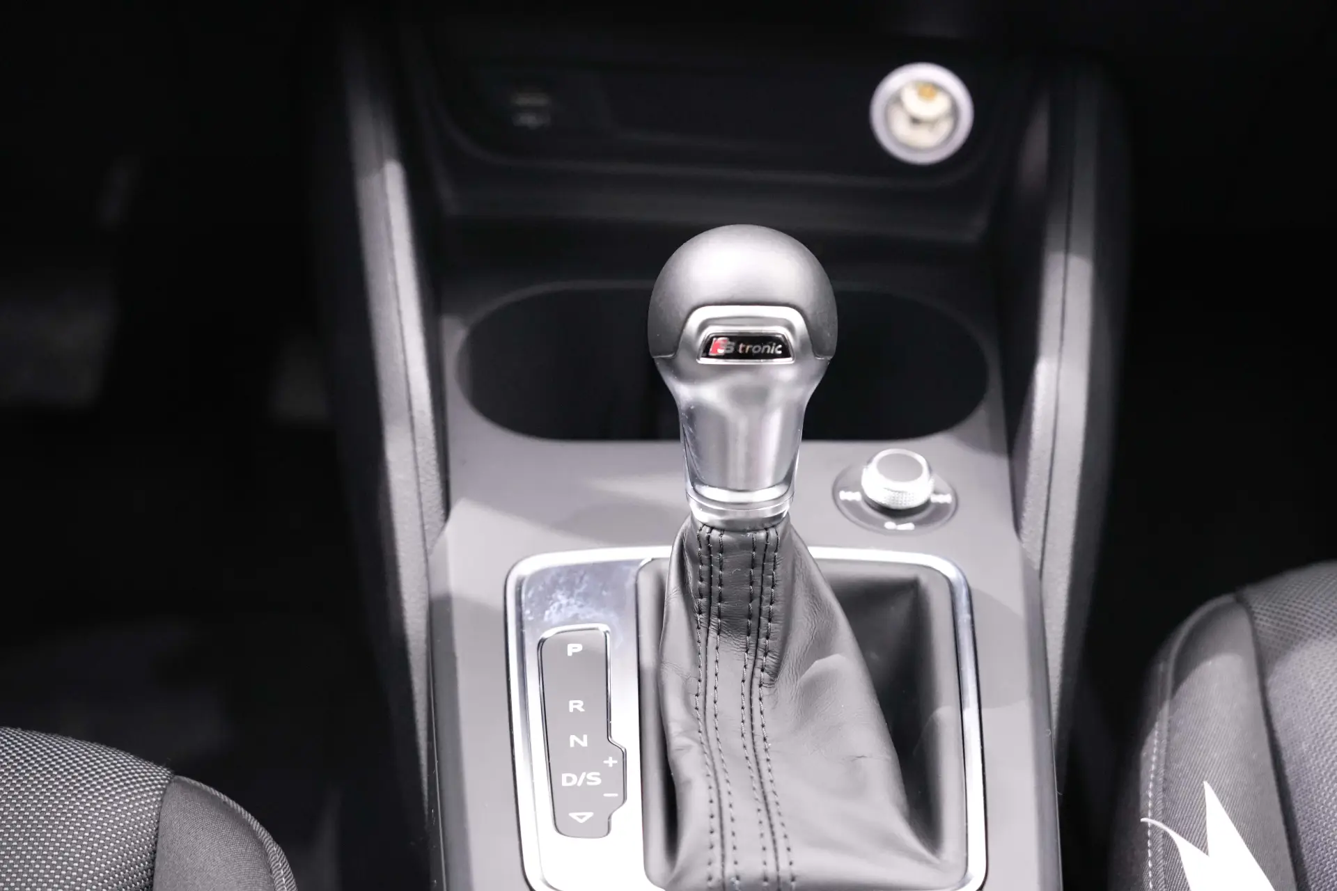 Audi Q2L 35 TFSI, 2021 23
