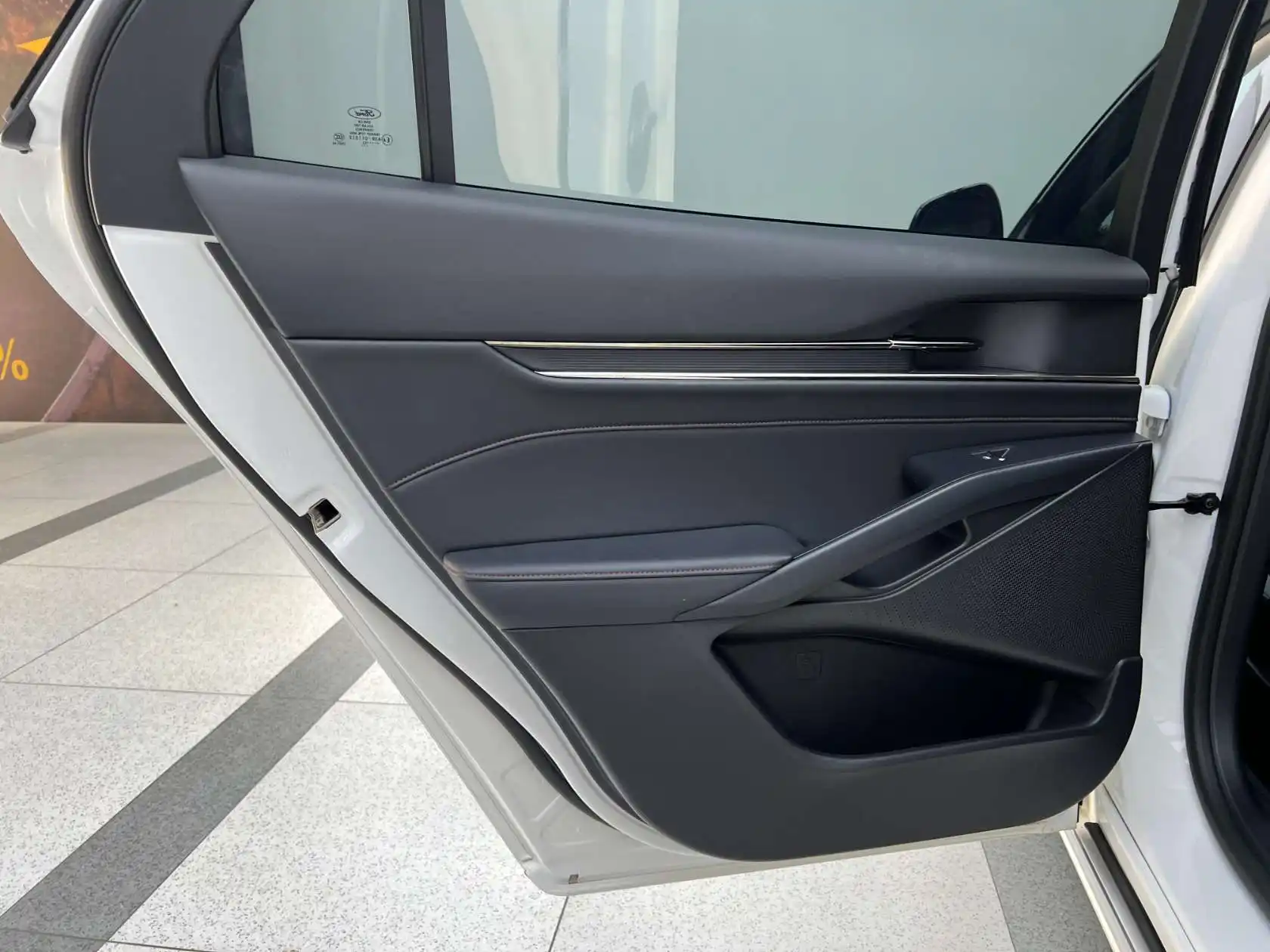 Ford Mondeo, 2023 15