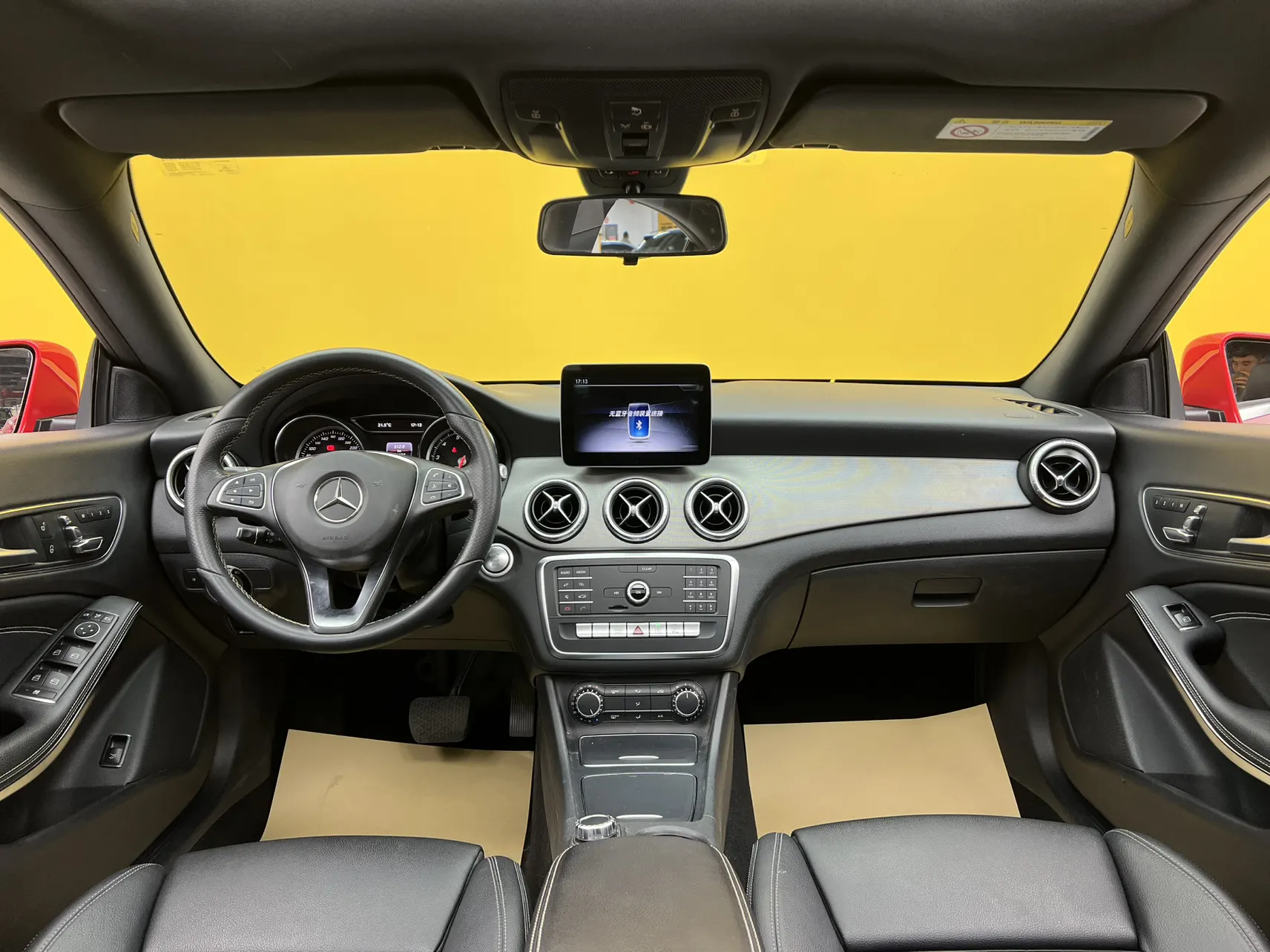 Mercedes-Benz CLA 200, 2018 34