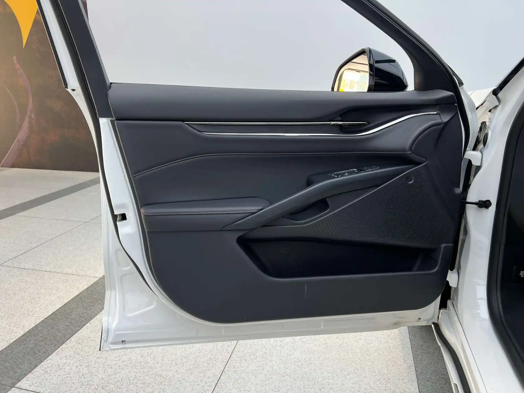Ford Mondeo, 2023 11