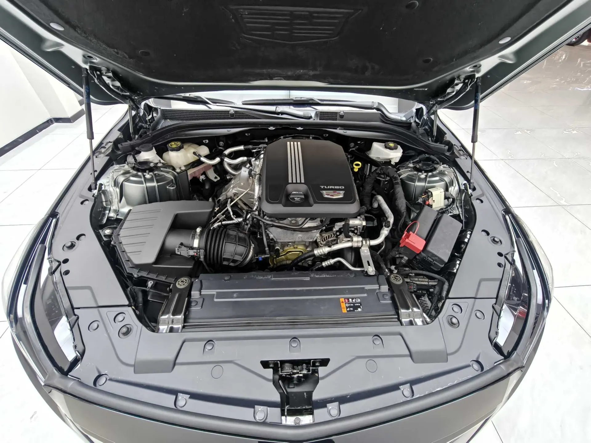 Cadillac CT5, 2023 13