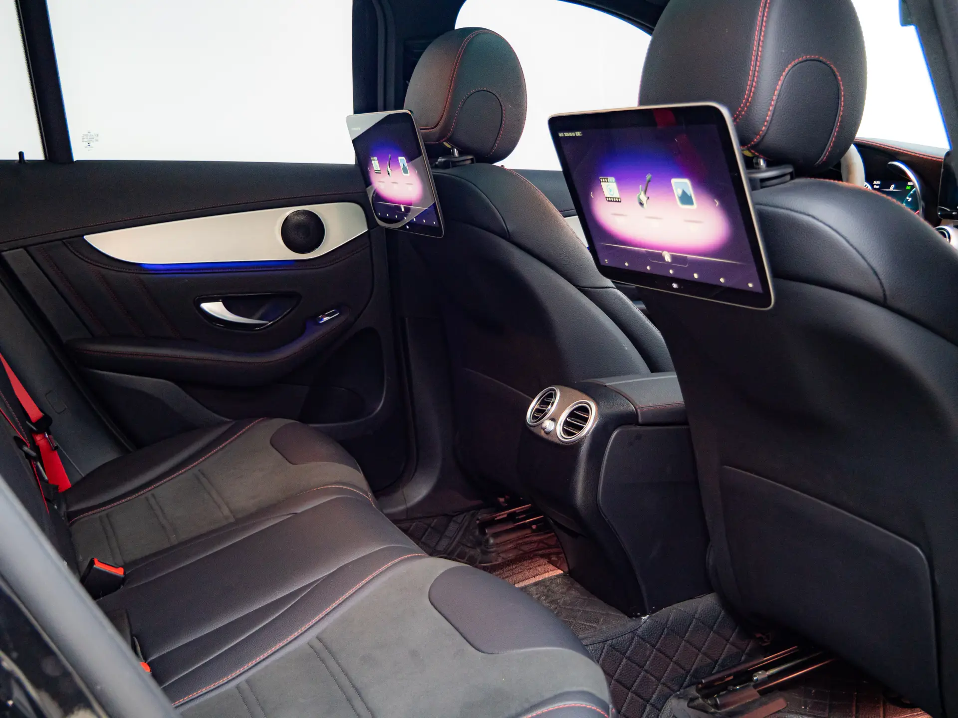 Mercedes-Benz GLC 43 4MATIC, 2023 26