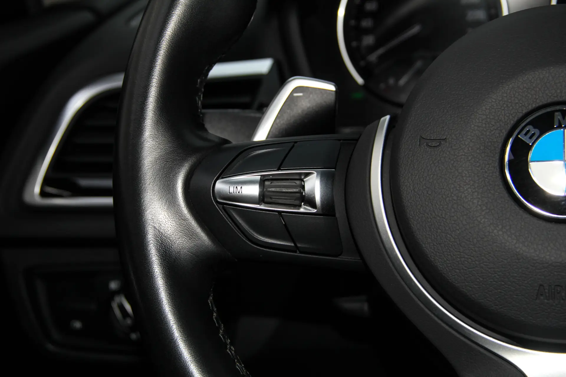 BMW 120i, 2019 25