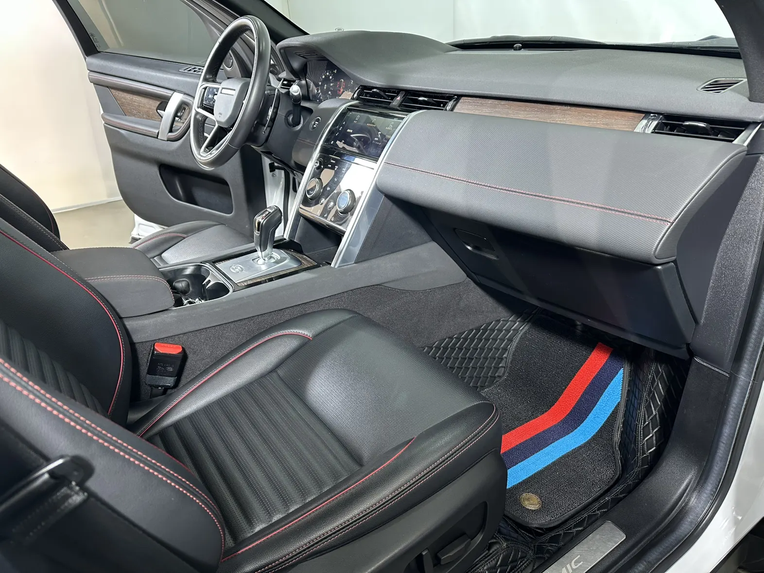 Land Rover Discovery Sport, 2022 16