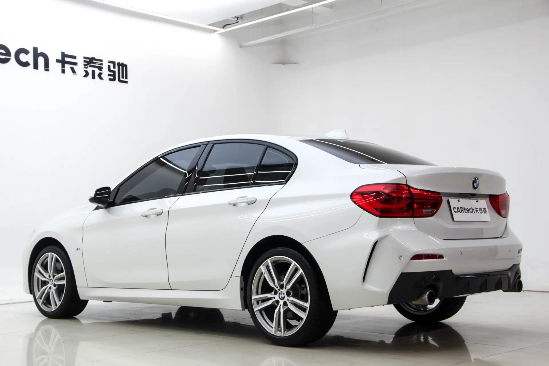 BMW 120i, 2019 6