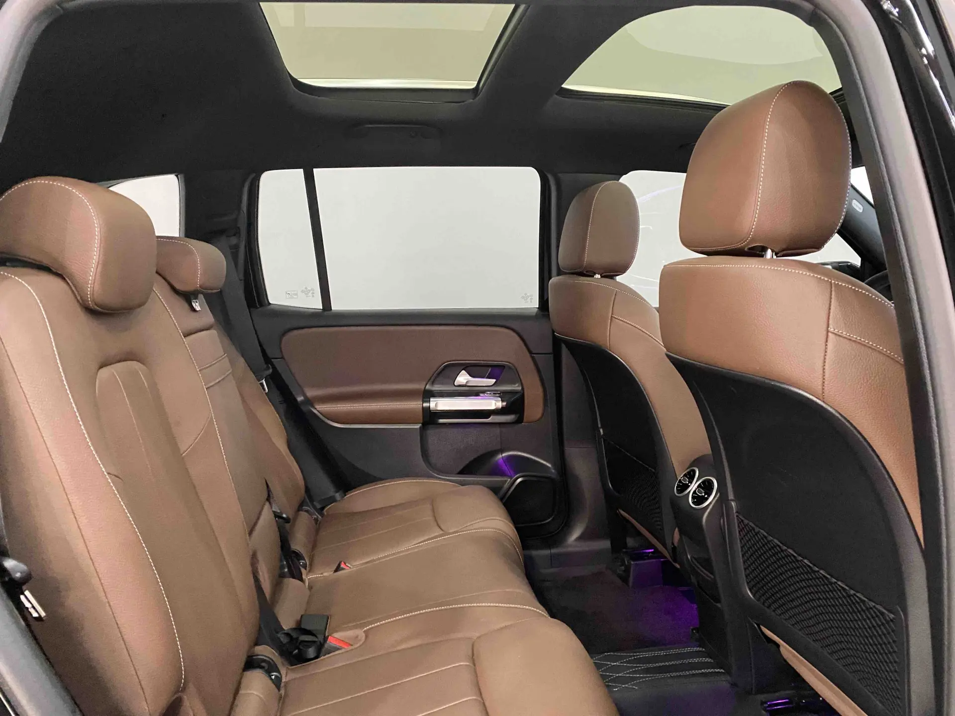 Mercedes-Benz GLB, 2024 9