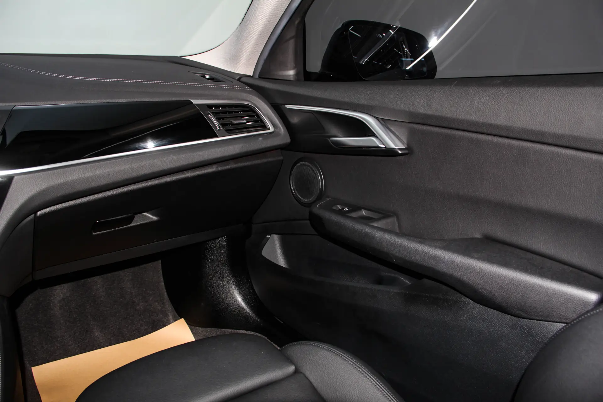 BMW 120i, 2019 21