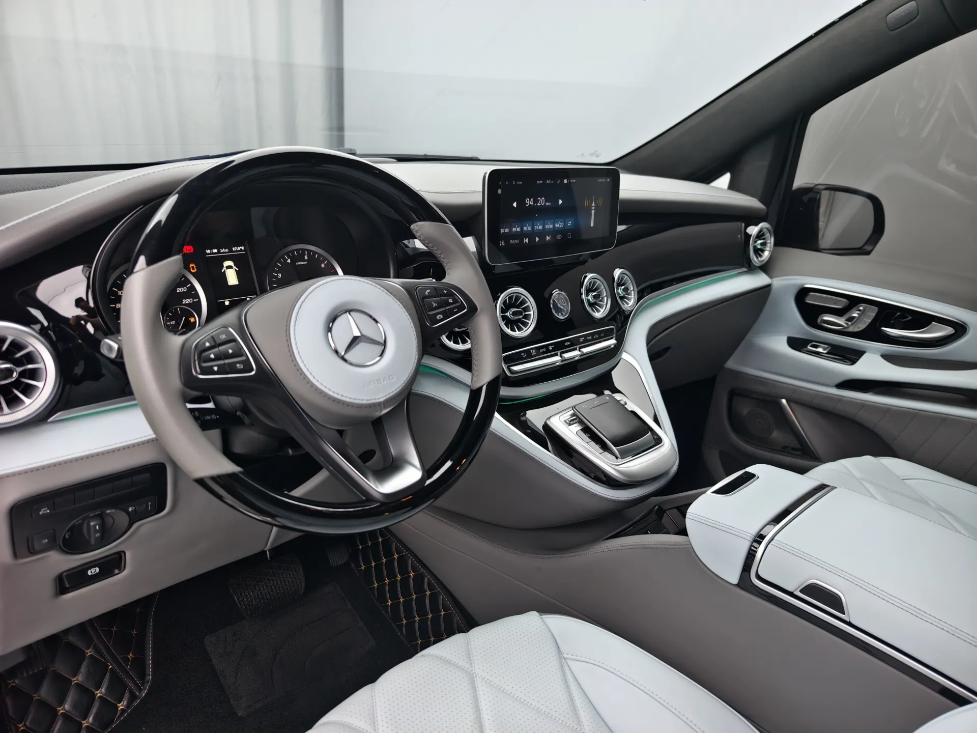 Mercedes-Benz Vito, 2024 18