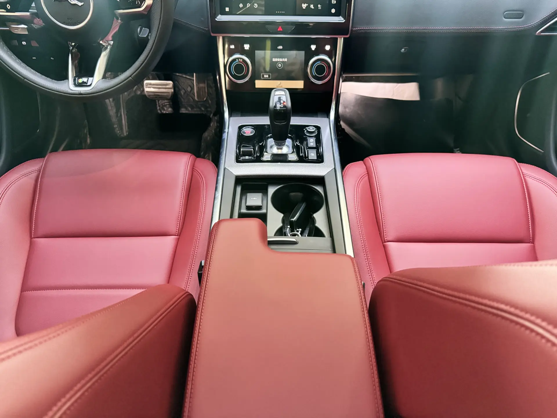 Jaguar XEL, 2023 22