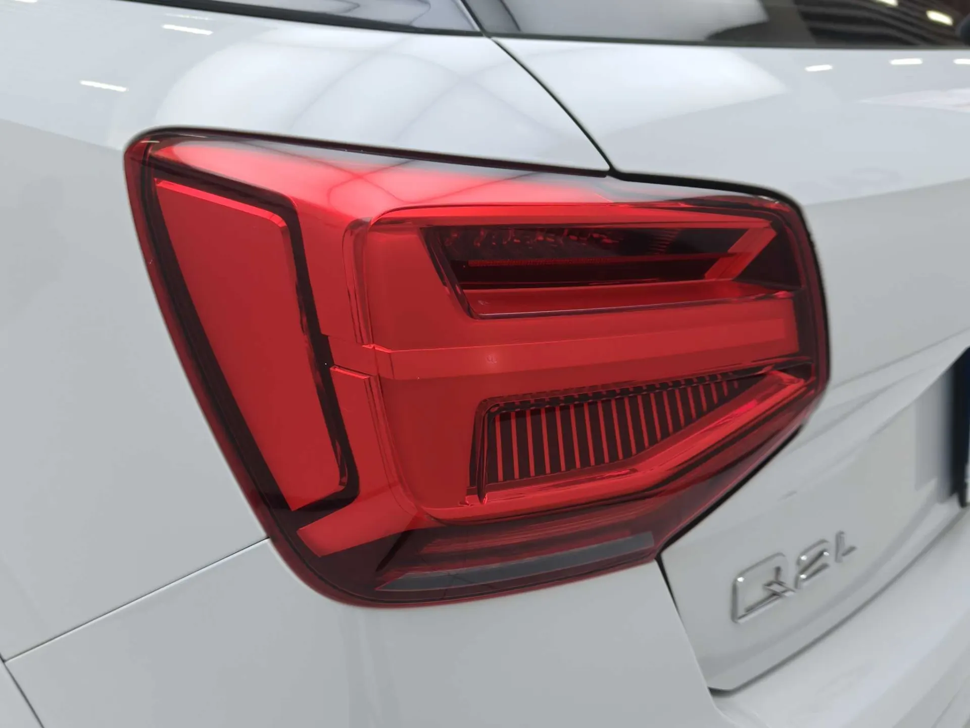 Audi Q2L 35 TFSI, 2020 10