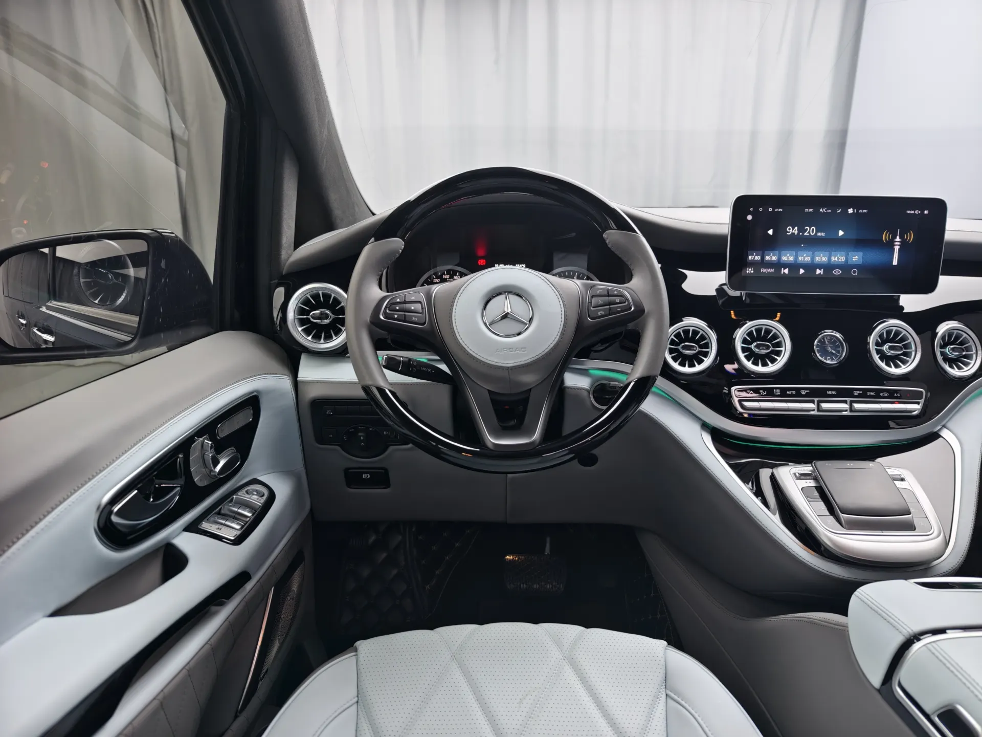 Mercedes-Benz Vito, 2024 9
