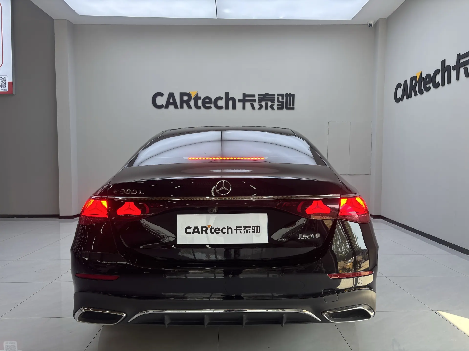 Mercedes-Benz E 300 L, 2024 6