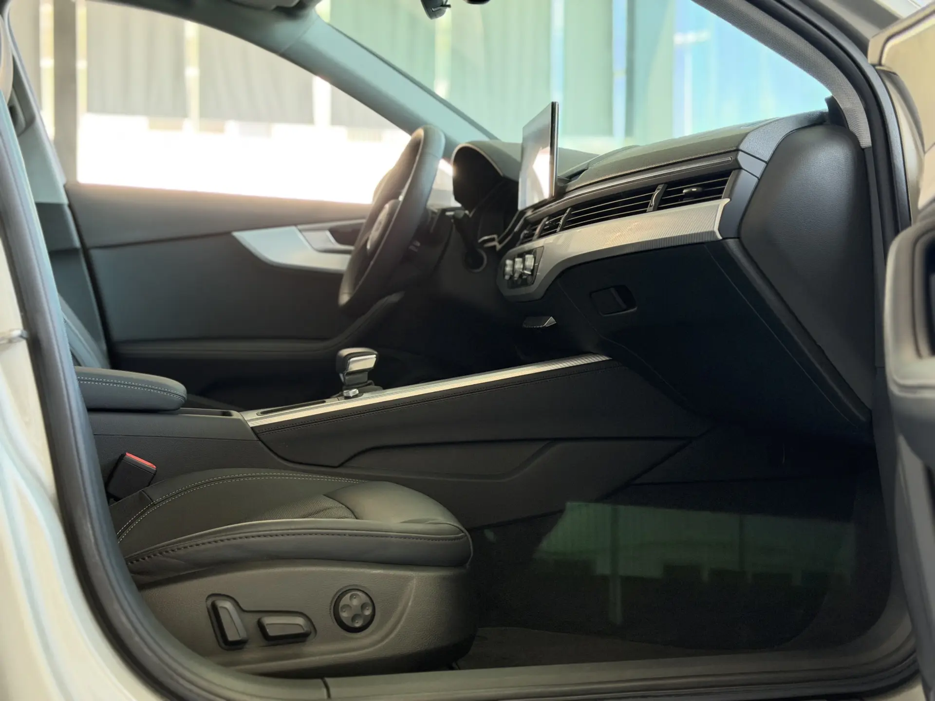 Audi A4L 40 TFSI, 2021 15