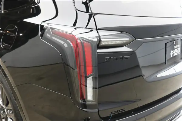 Cadillac XT6, 2025 23