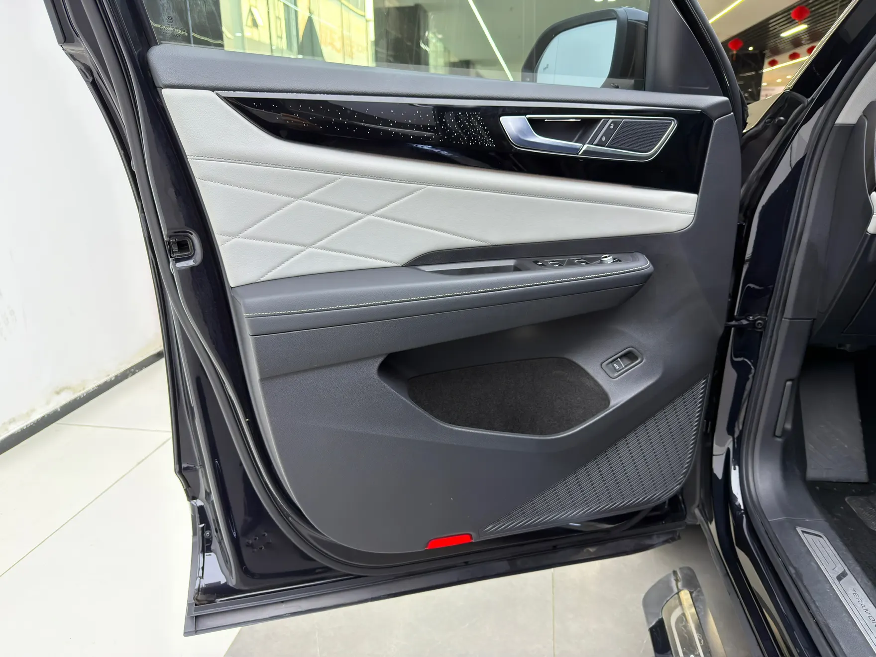 Volkswagen Teramont, 2023 23
