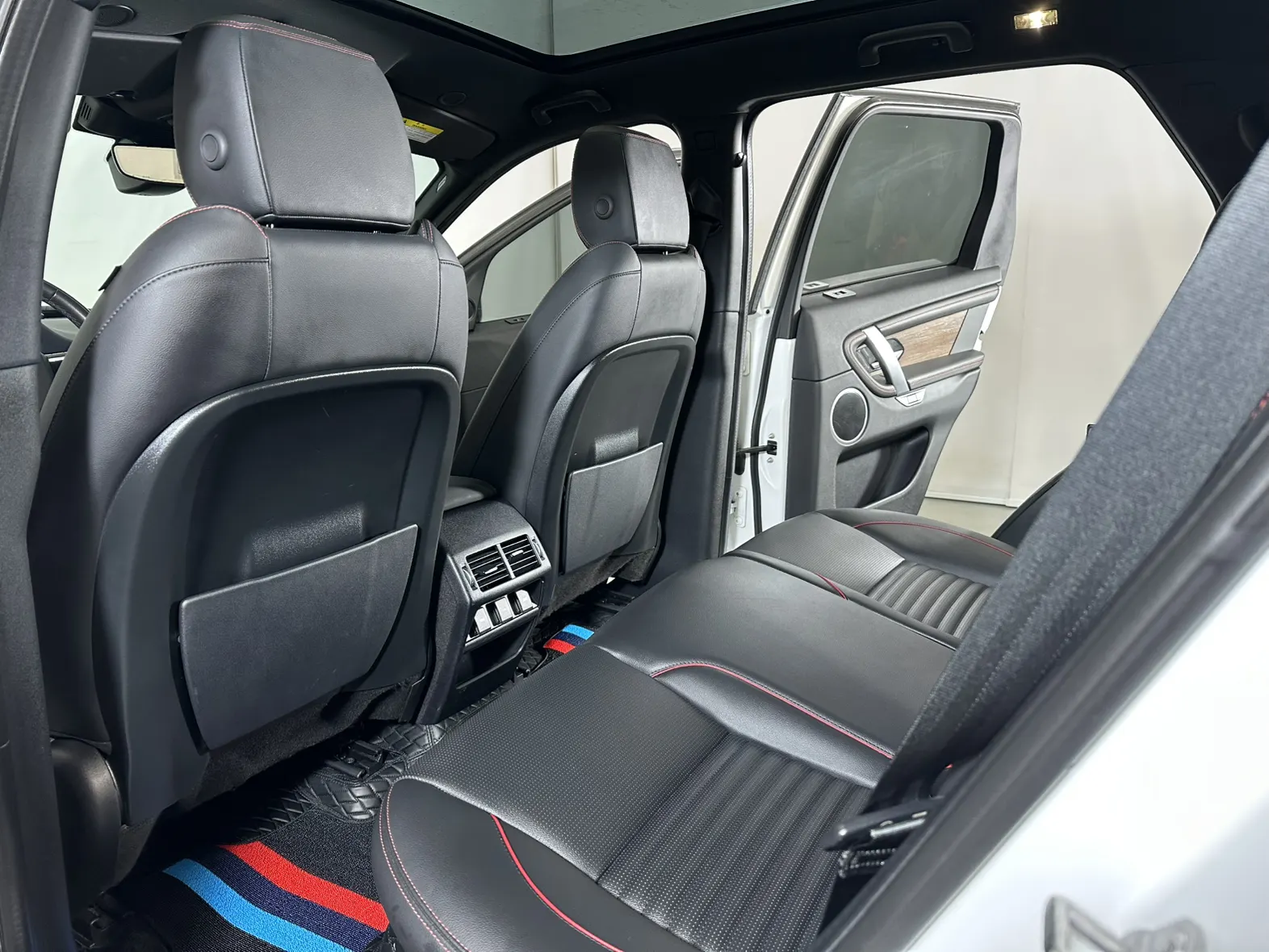 Land Rover Discovery Sport, 2022 17