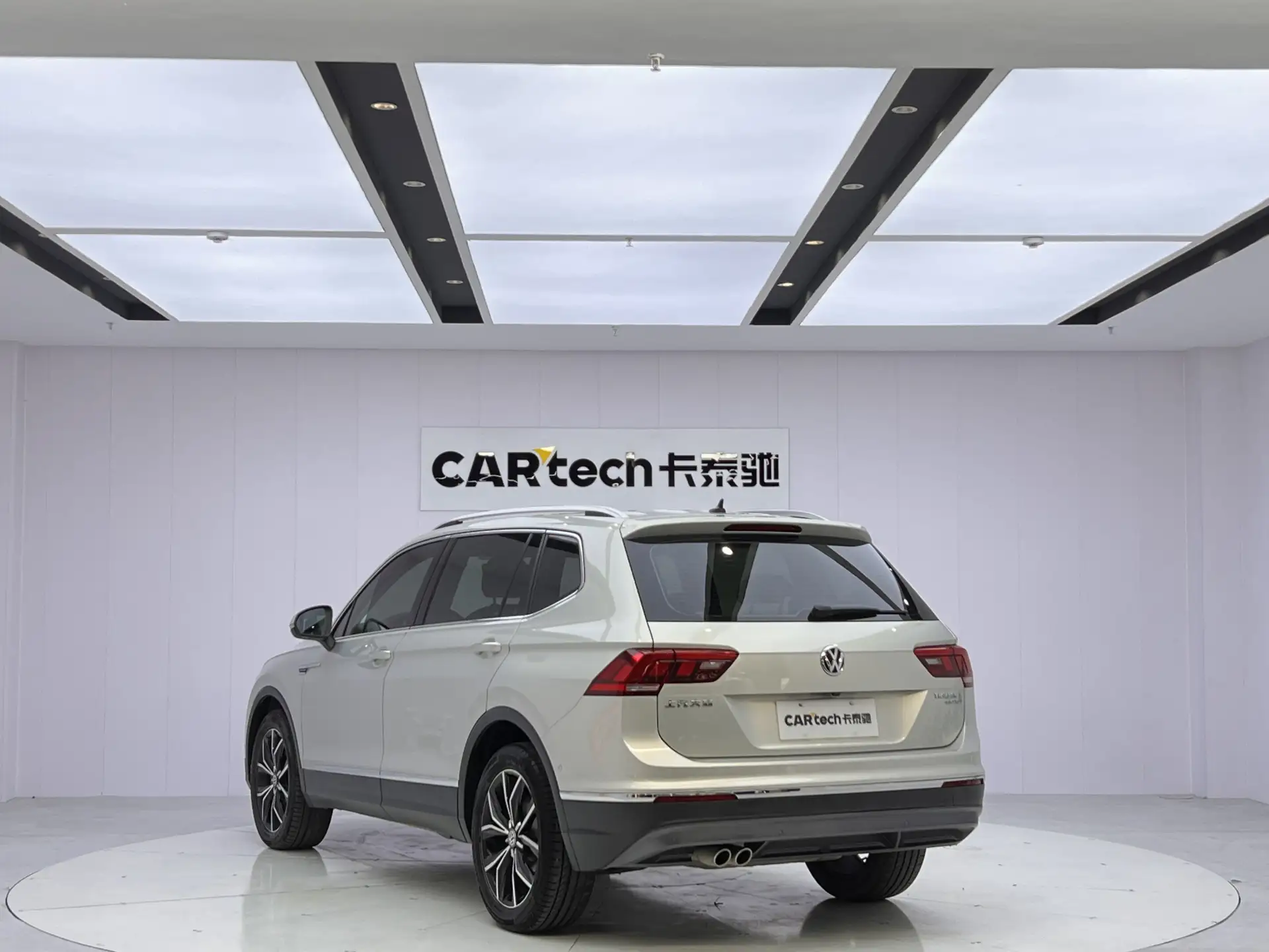 Volkswagen Tiguan L, 2020 7