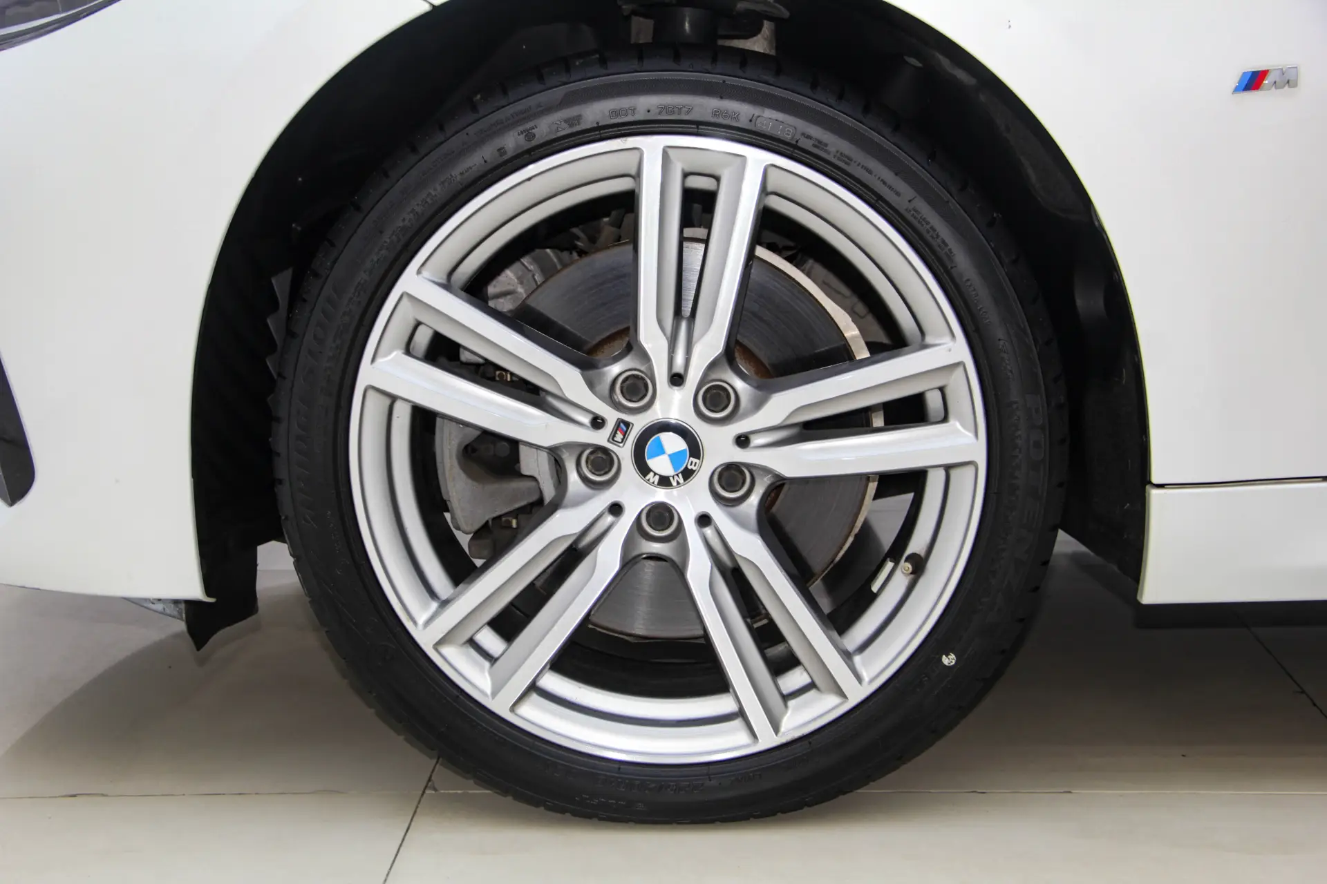 BMW 120i, 2019 9