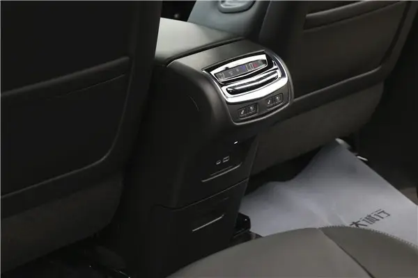 Cadillac XT6, 2025 16