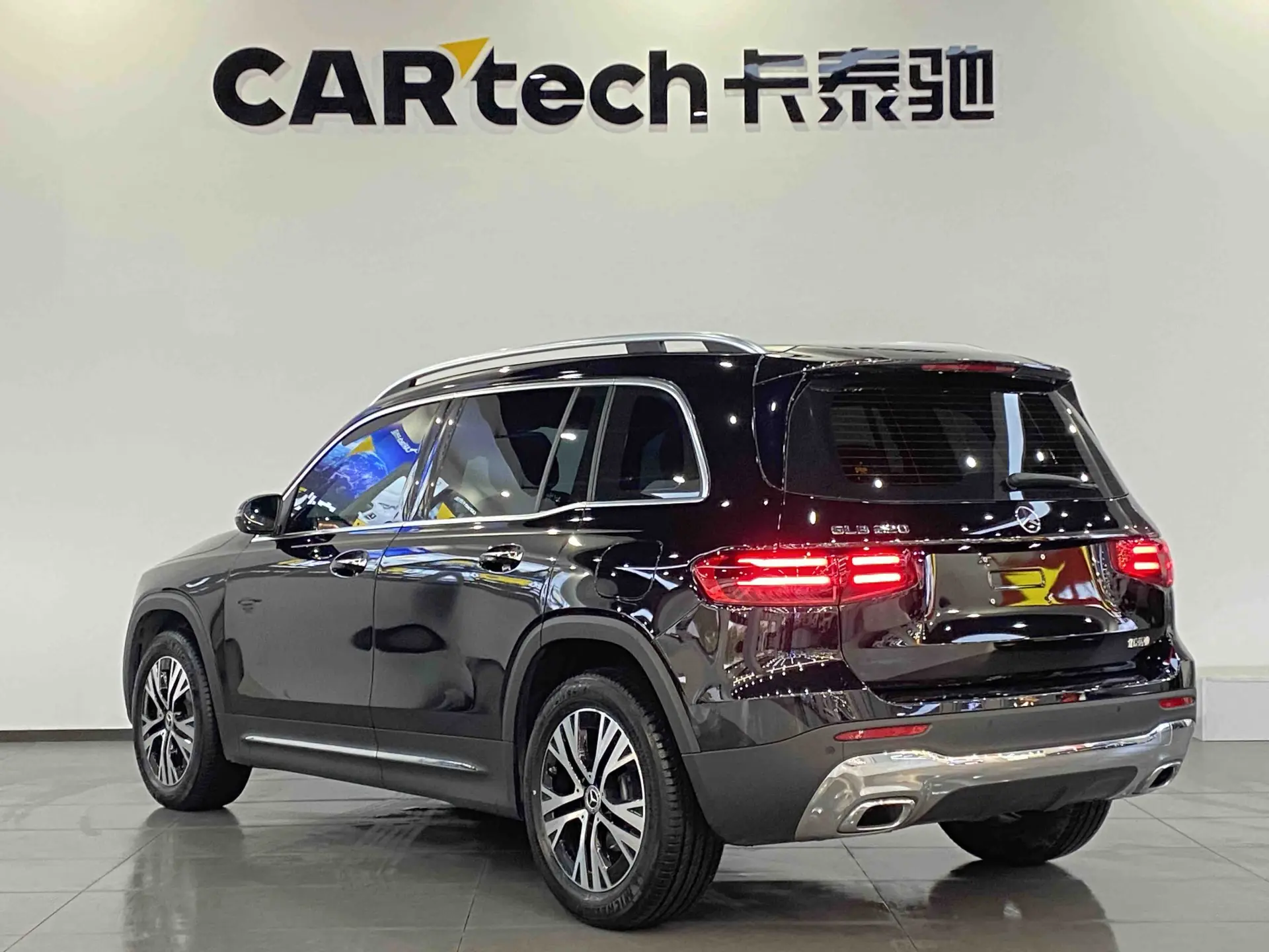 Mercedes-Benz GLB, 2024 8