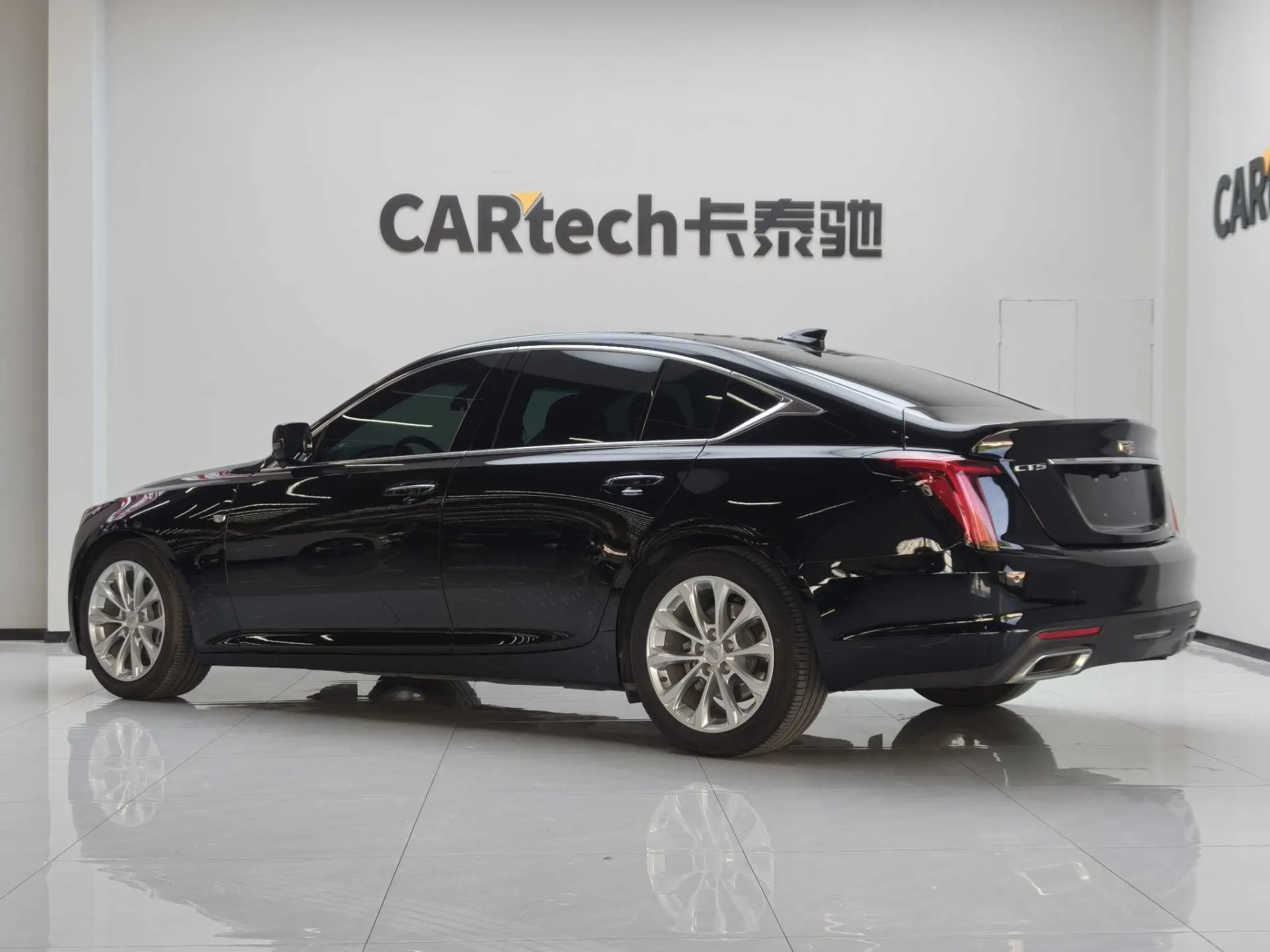 Cadillac CT5, 2023 7